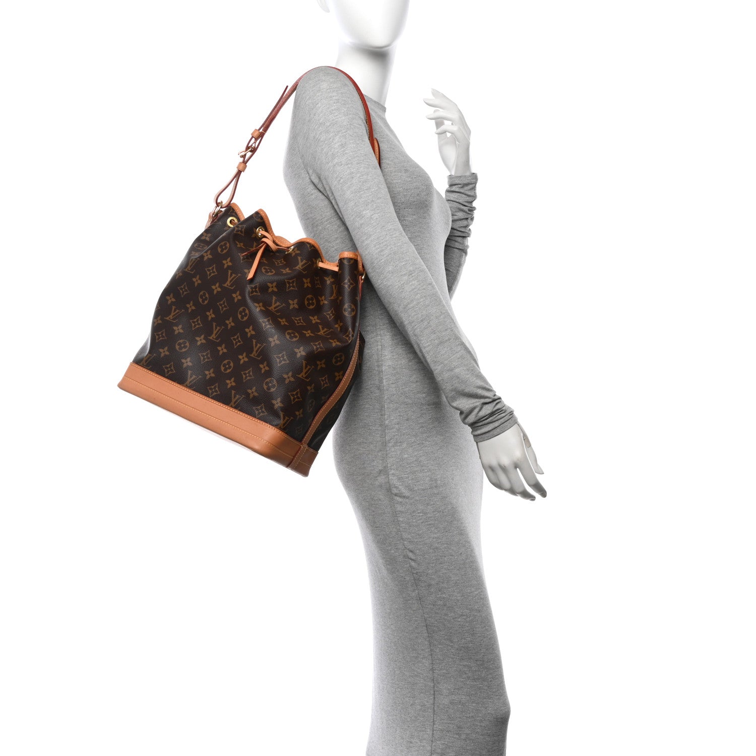 Louis Vuitton Monogram Noe 2 of 11