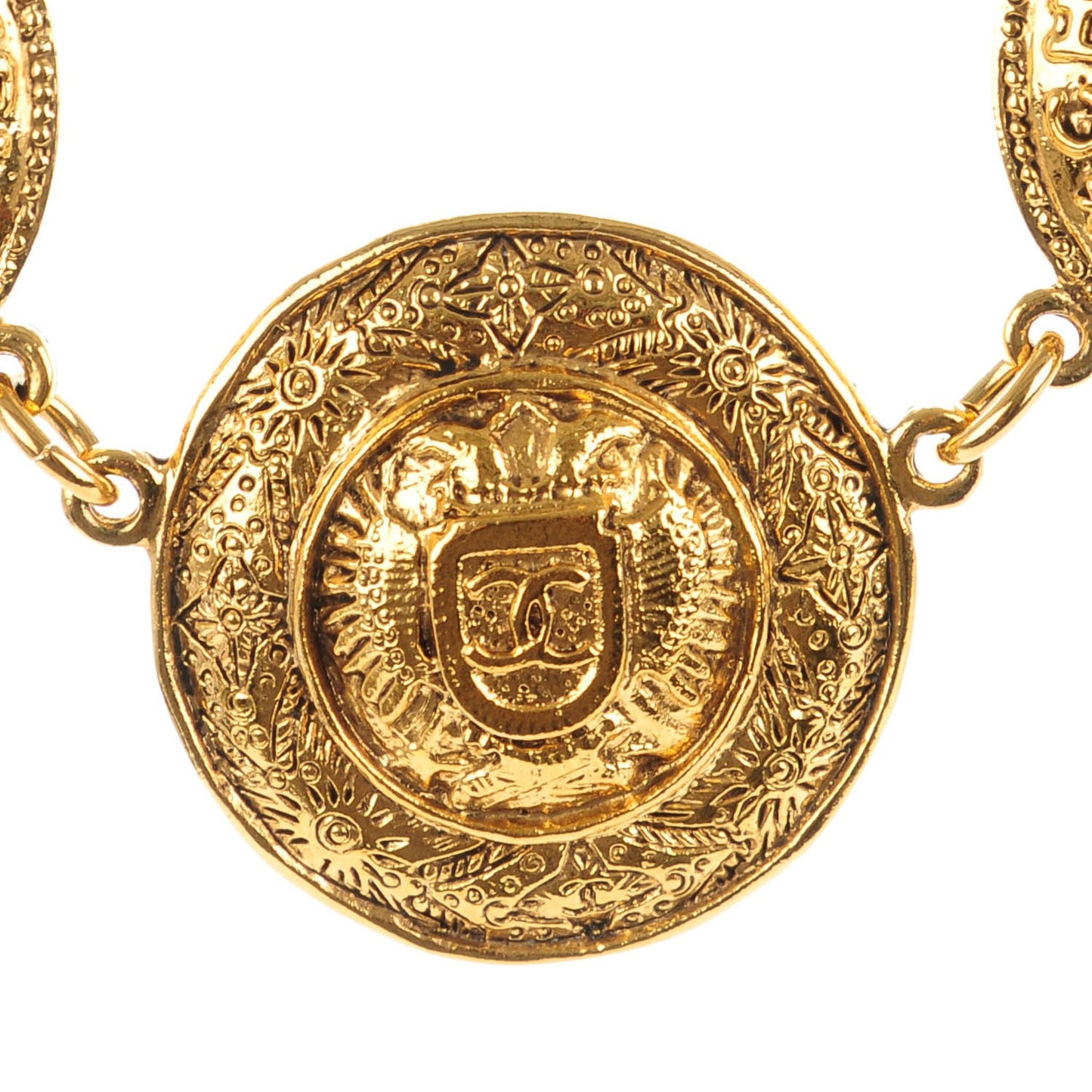 Medallion Necklace Gold