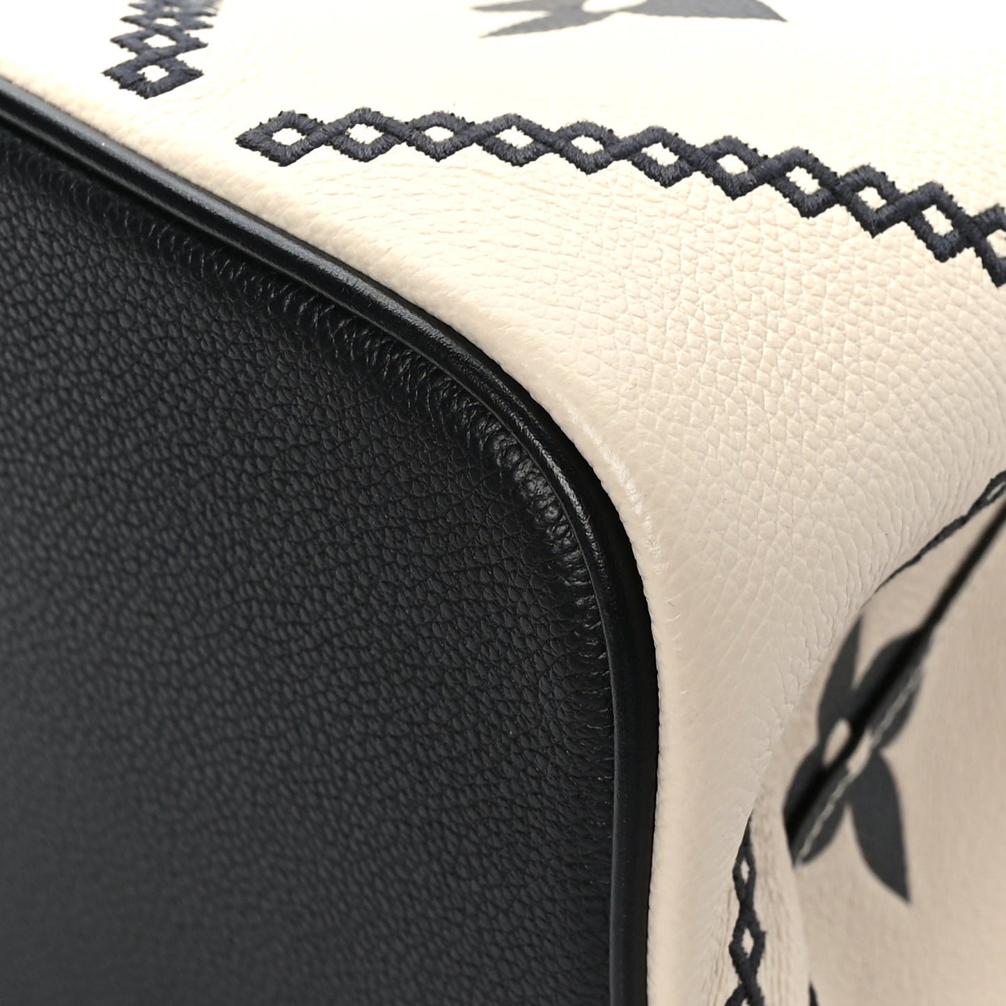 Empreinte Monogram Giant Broderies Neonoe MM Cream Black