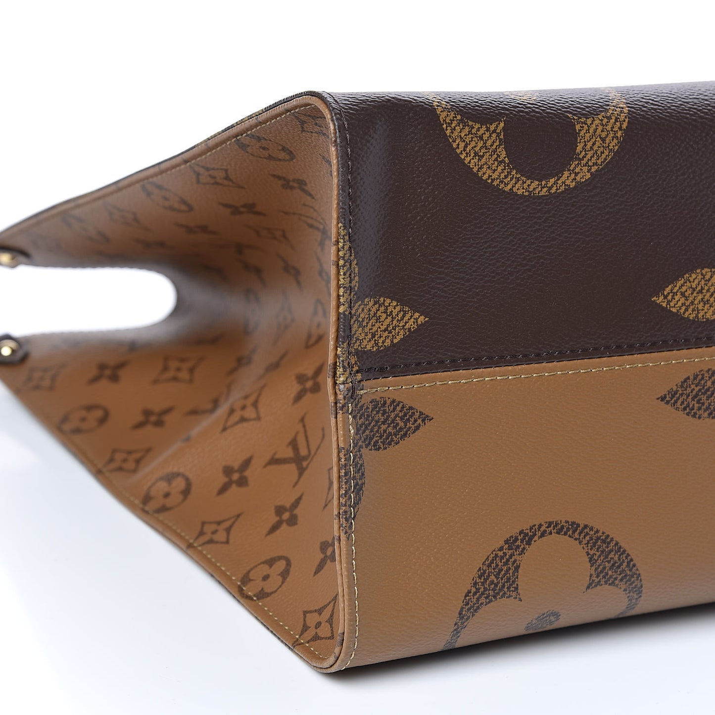 Reverse Monogram Giant Onthego GM