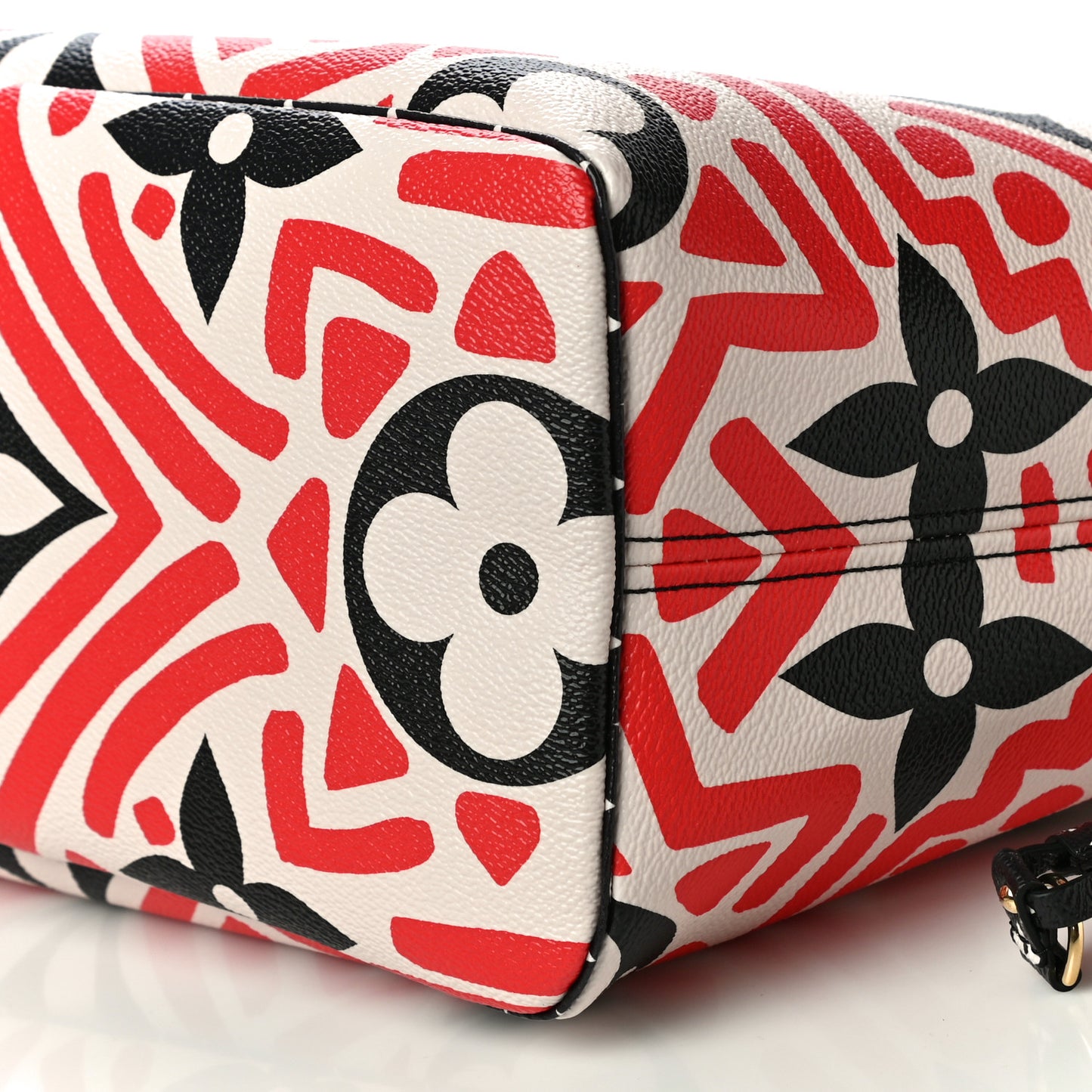 Monogram Giant Crafty Neverfull MM Creme Rouge Black
