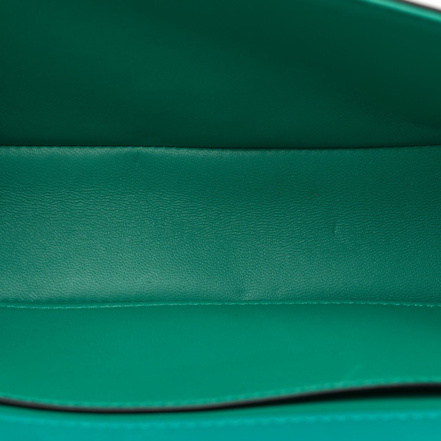 Calfskin Vlogo Loco Shoulder Bag Peacock
