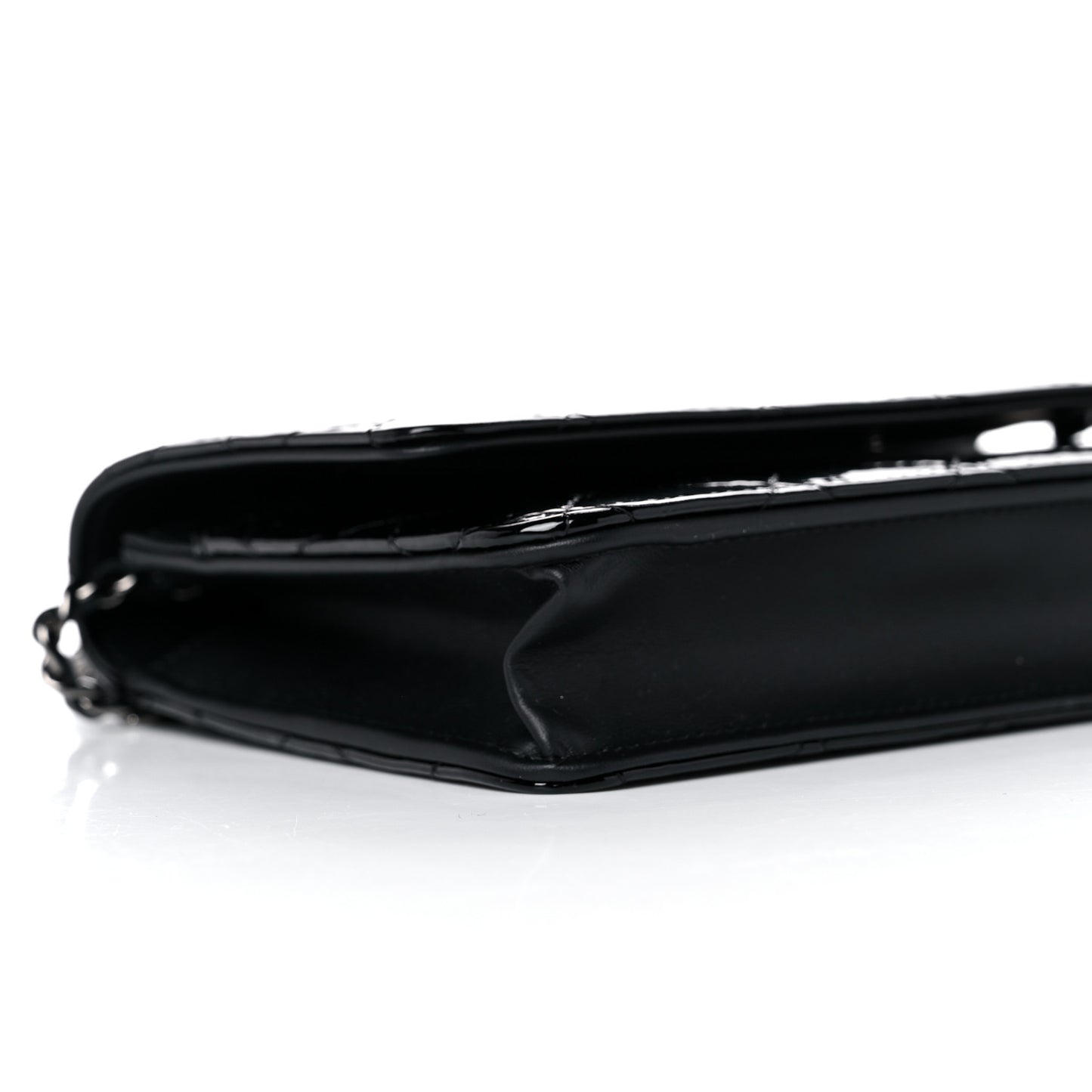 Patent Quilted Wallet On Chain WOC Black