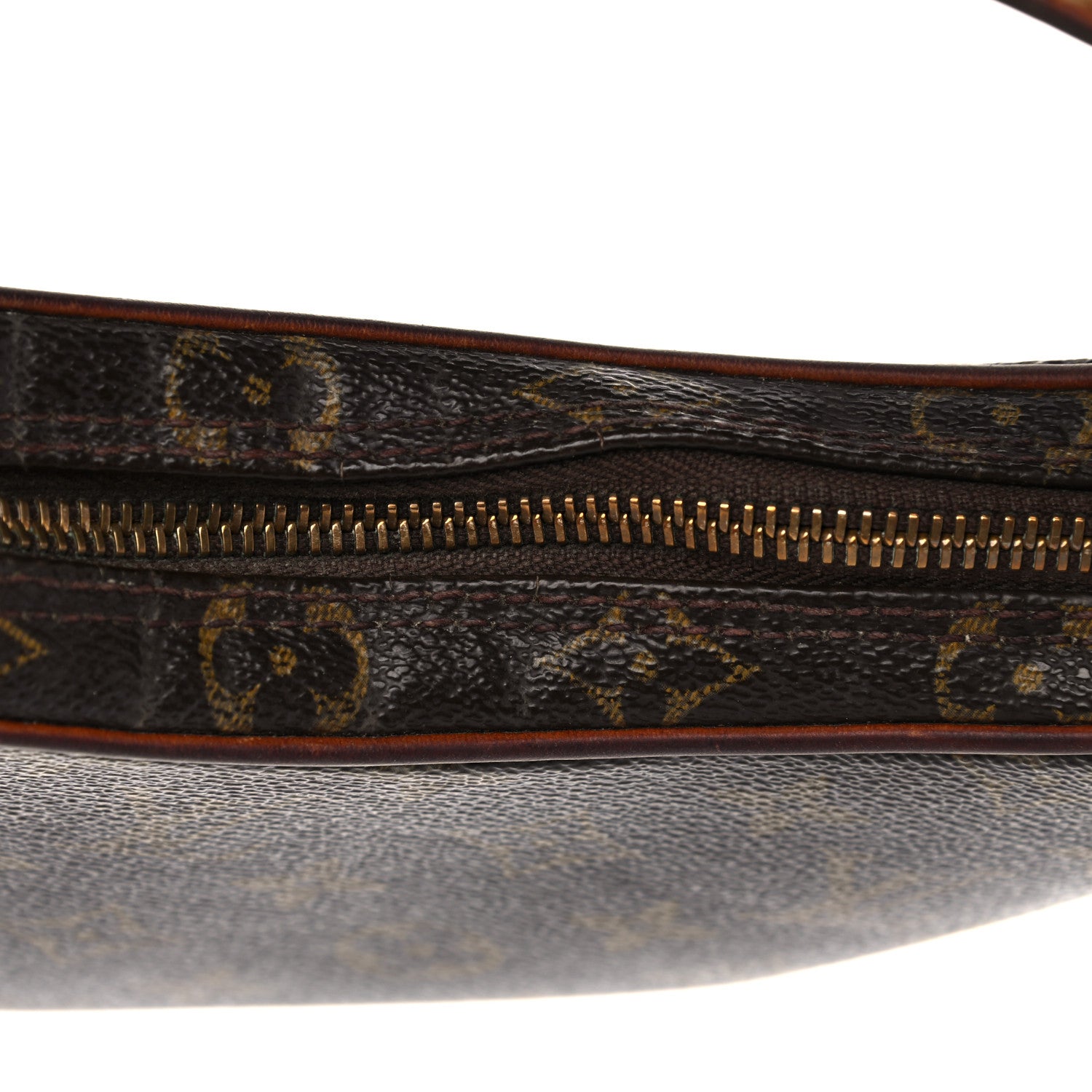 Louis Vuitton Monogram Croissant PM 16 of 19