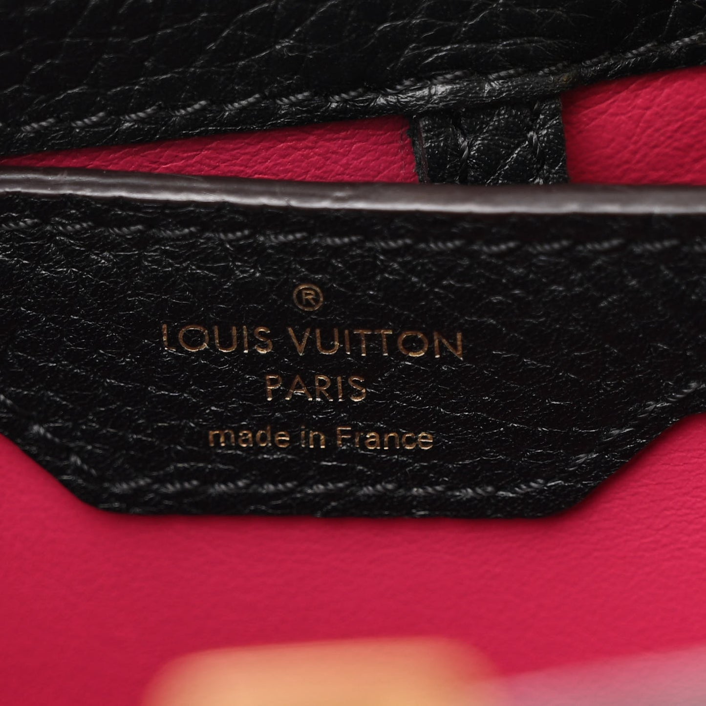 Taurillon Capucines PM Black