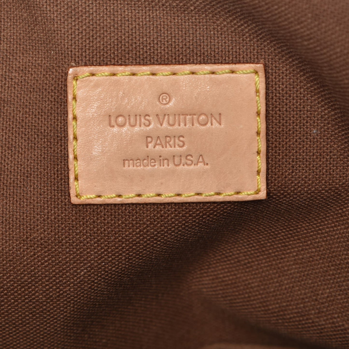 Monogram Lockit Vertical