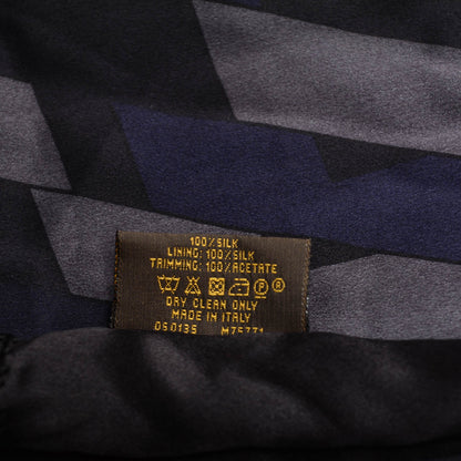 Louis Vuitton Silk Printed LV Must Stole 5 of 5