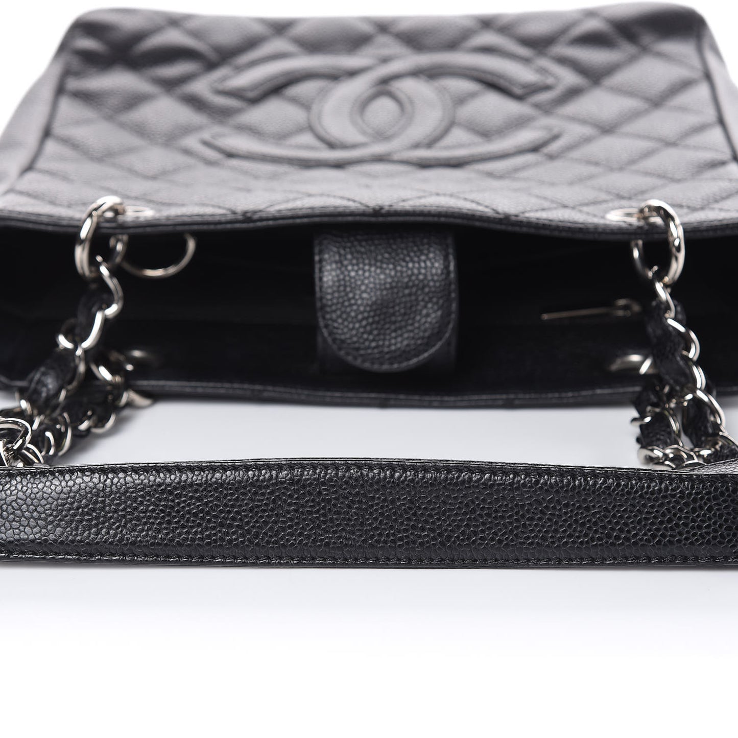 Caviar Quilted Petit Shopping Tote PST Black