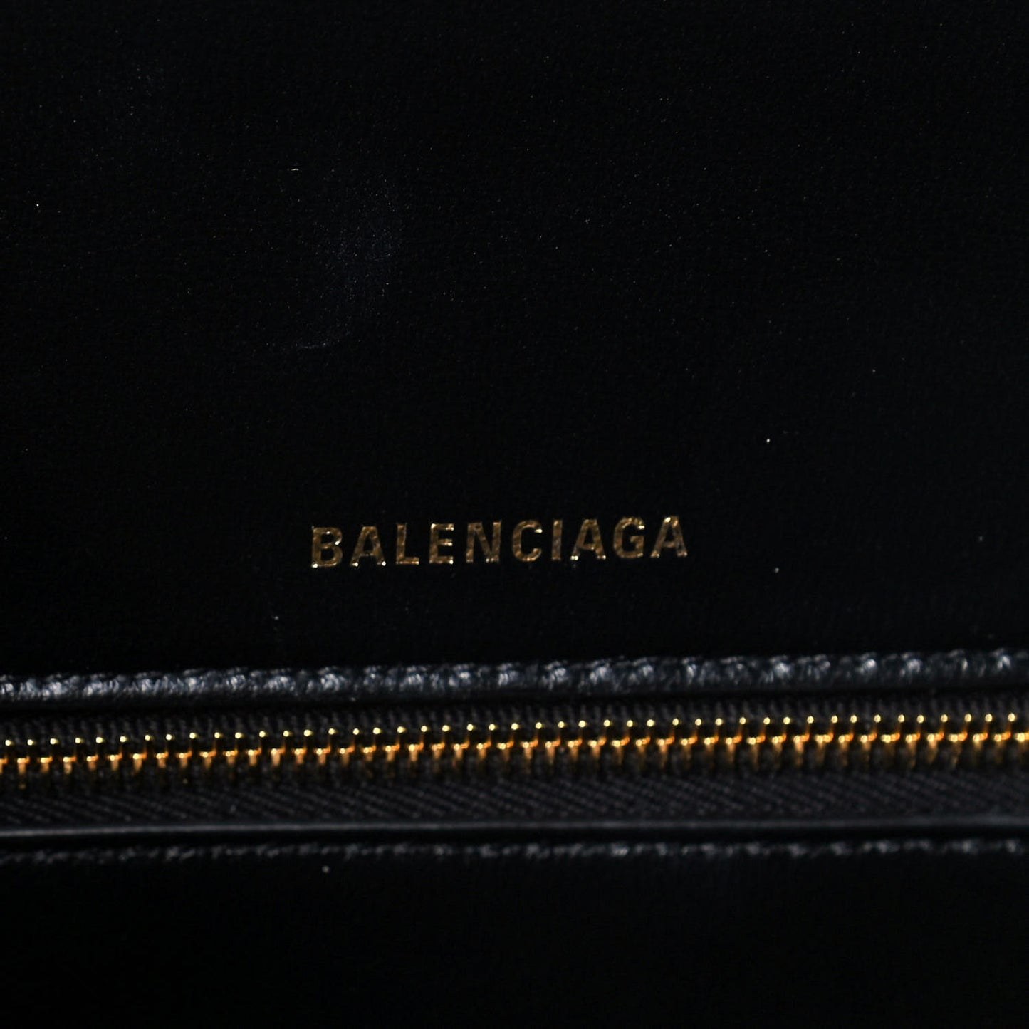 Shiny Box Calfskin Medium Hourglass Top Handle Bag Black