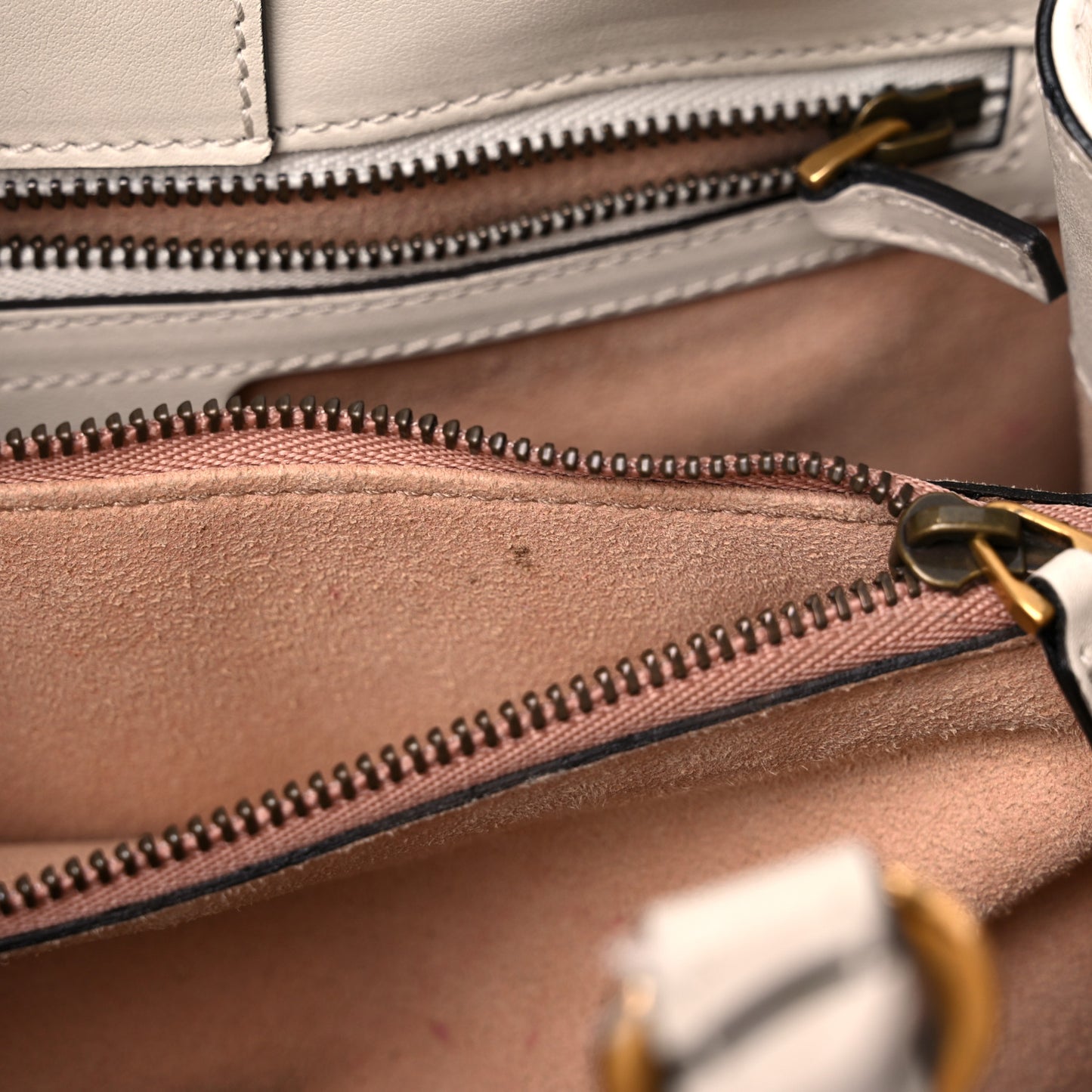 Calfskin Matelasse Small GG Marmont Tote White