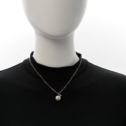 Chanel Pearl Crystal CC Heart Necklace Gold White 2 of 6