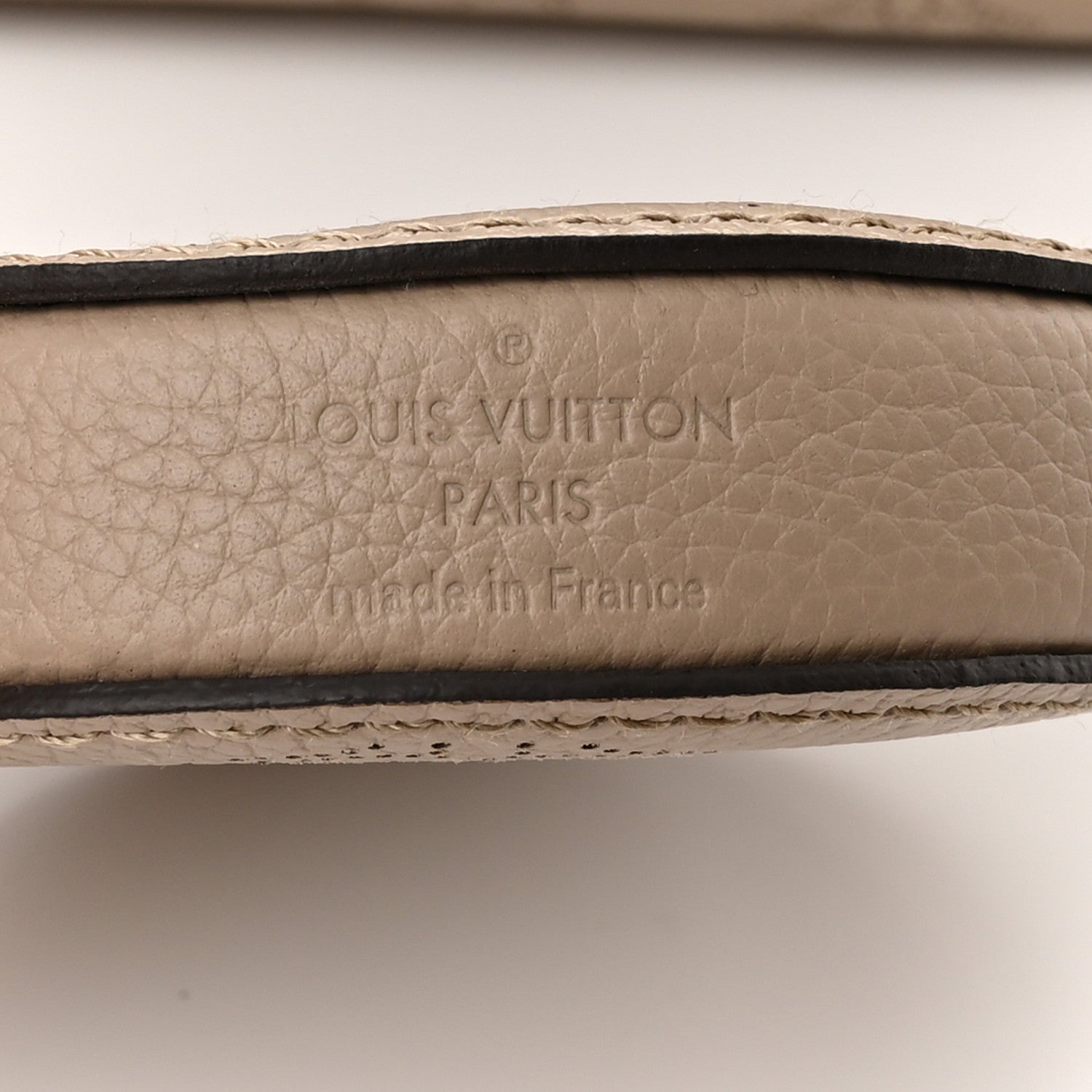 Louis Vuitton Mahina Bella Galet 6 of 9