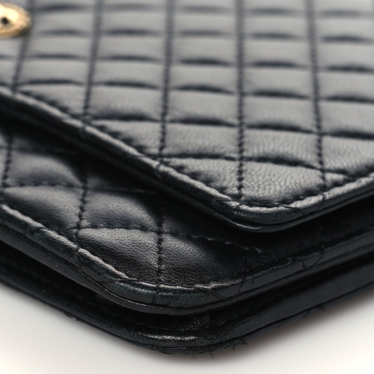 Lambskin Micro Quilted Wallet On Chain WOC Black