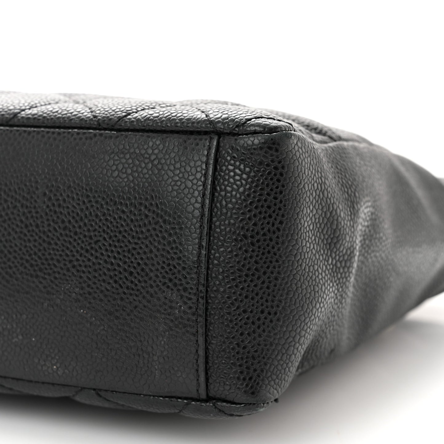 Caviar Quilted Petit Shopping Tote PST Black