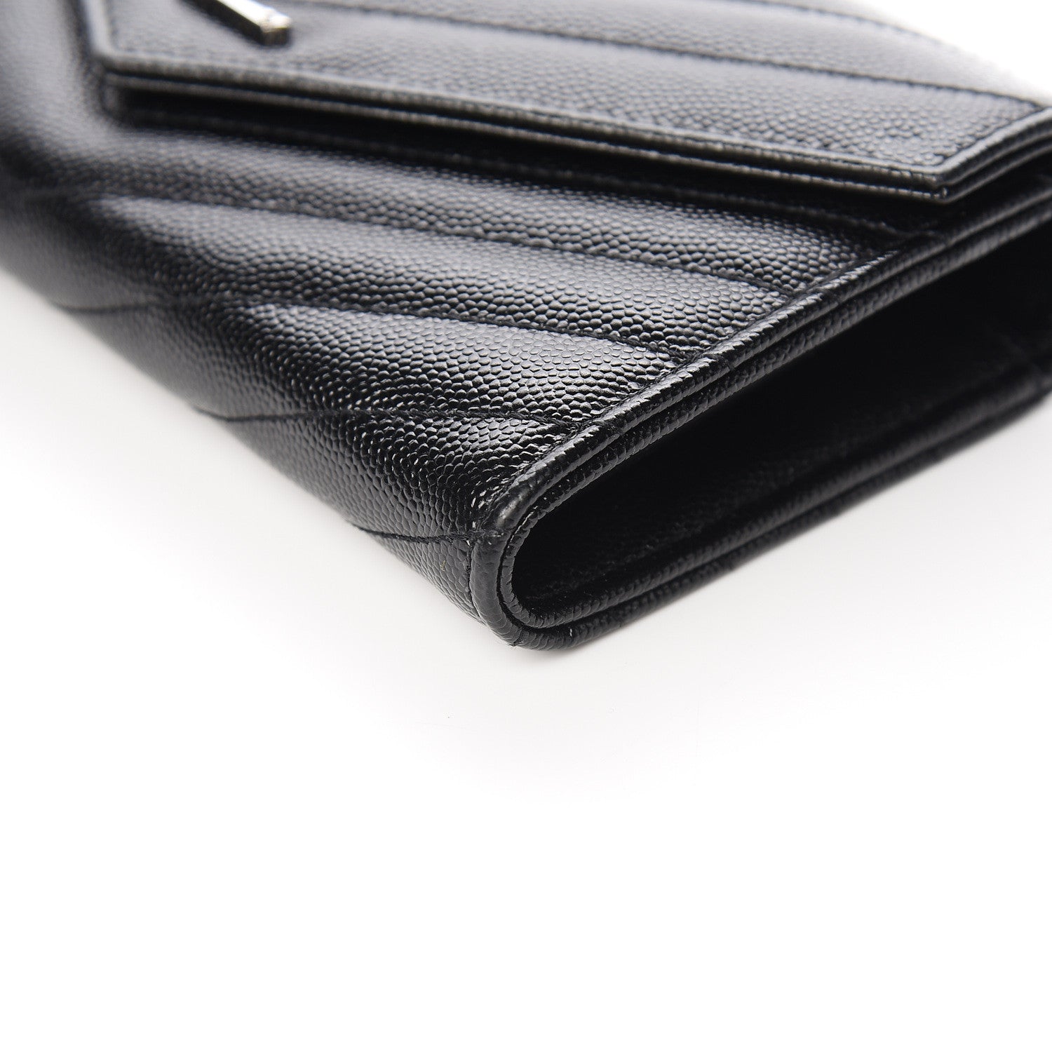 Saint Laurent Grain De Poudre Matelasse Chevron Monogram Flap Wallet Black 14 of 14