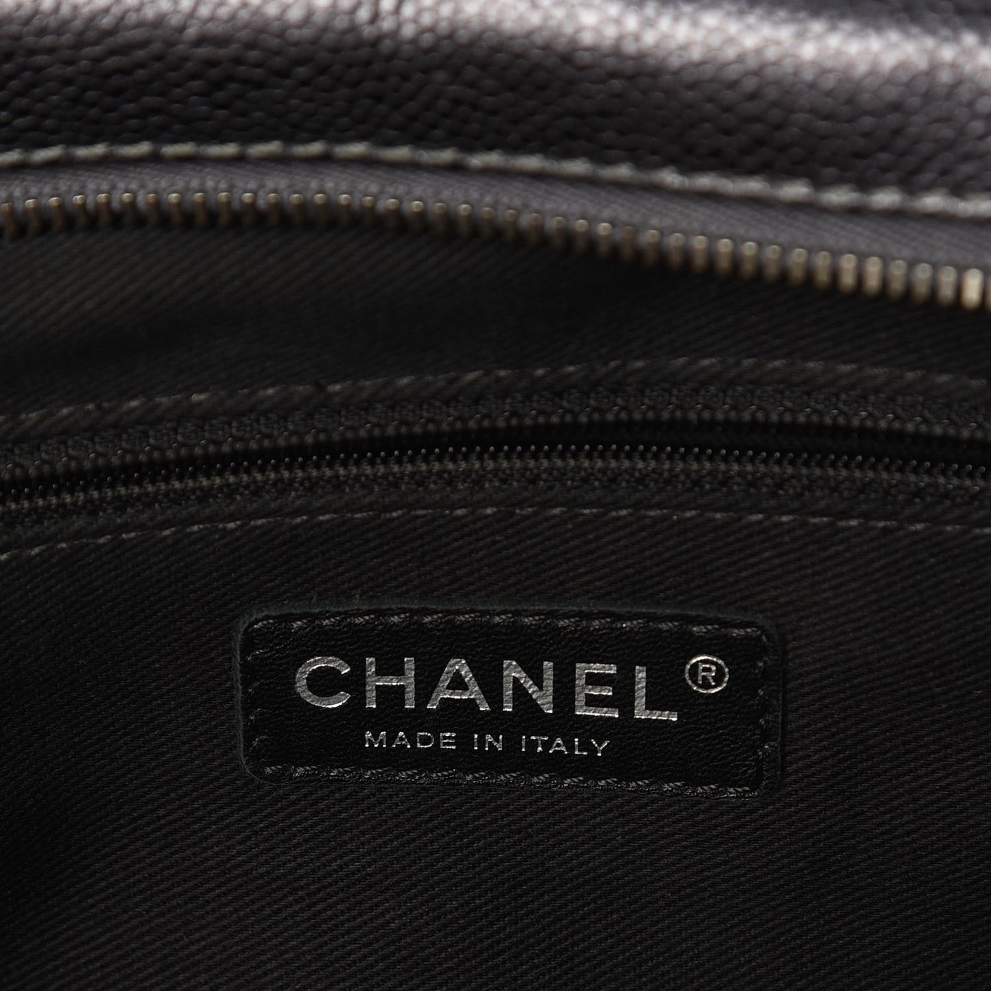 Iridescent Caviar Quilted Large Flap Grey