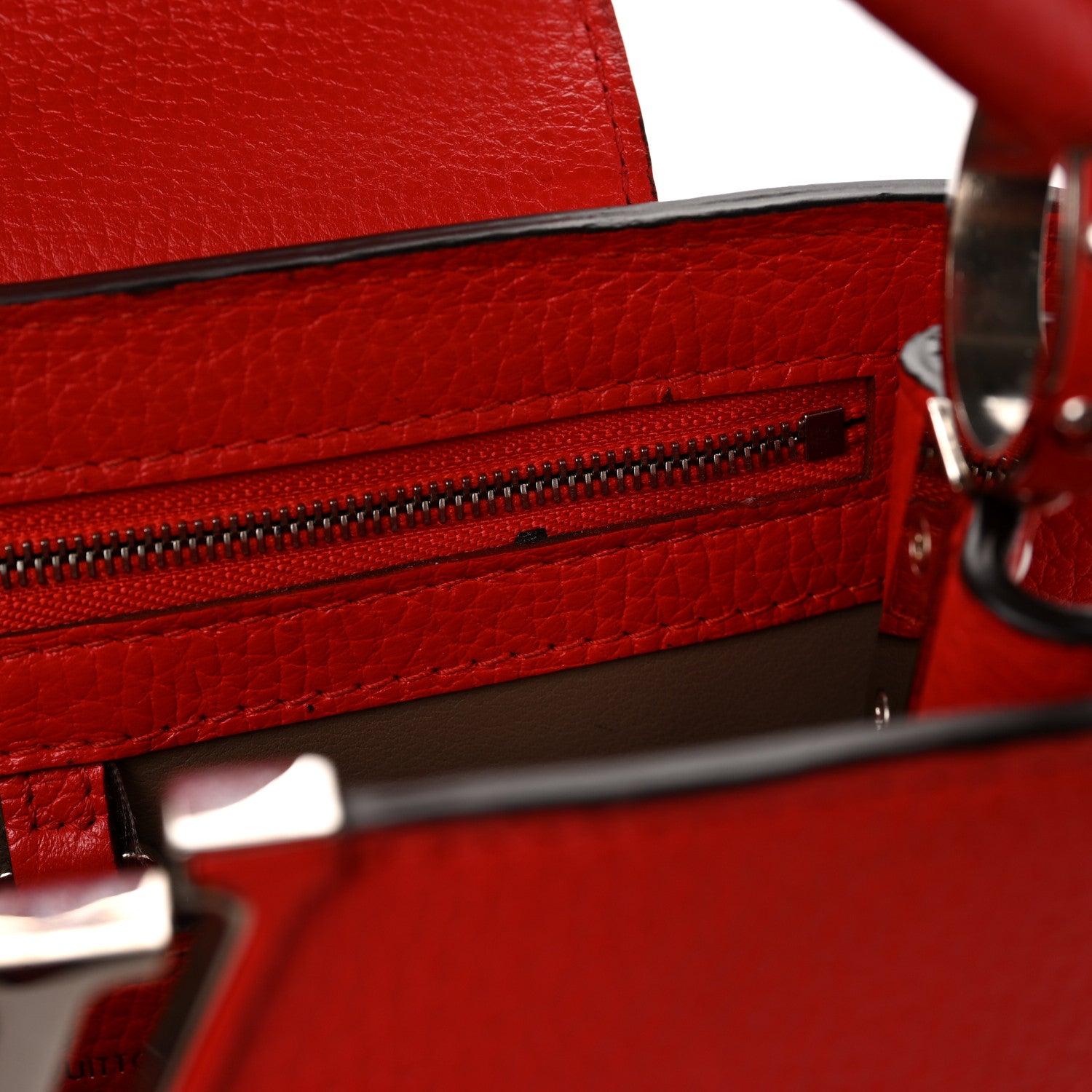 Louis Vuitton Taurillon Capucines BB Coquelicot 10 of 10