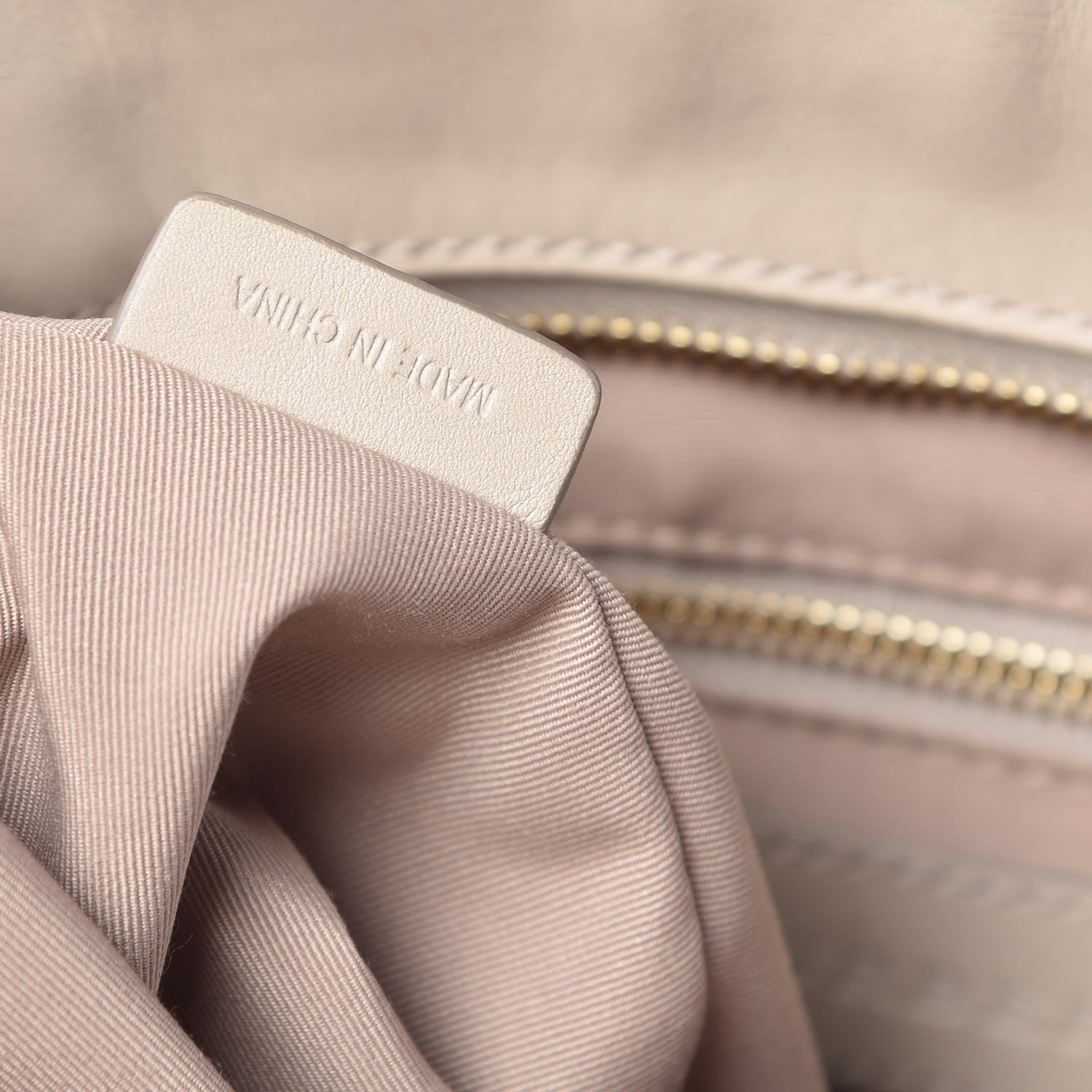Burberry Smoked Check Tote Trench 7 of 13