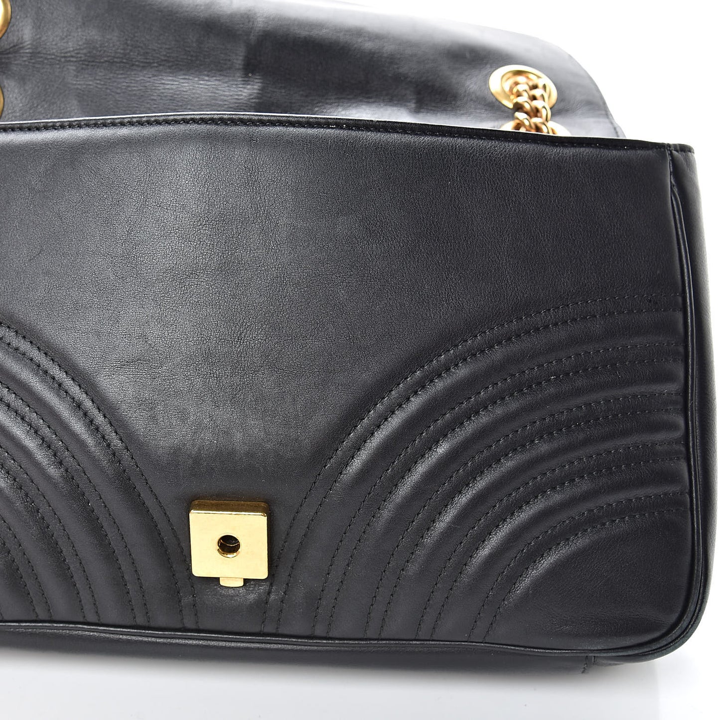 Calfskin Matelasse Medium GG Marmont Shoulder Bag Black