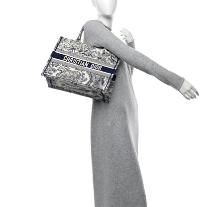 Christian Dior Canvas Embroidered Medium Dioriviera Toile De Jouy Book Tote Blue 2 of 13