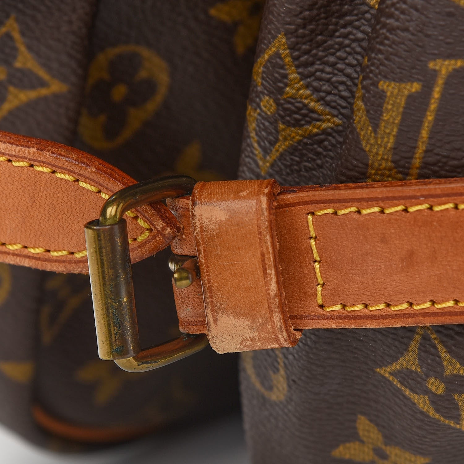 Louis Vuitton Monogram Saumur 35 9 of 10
