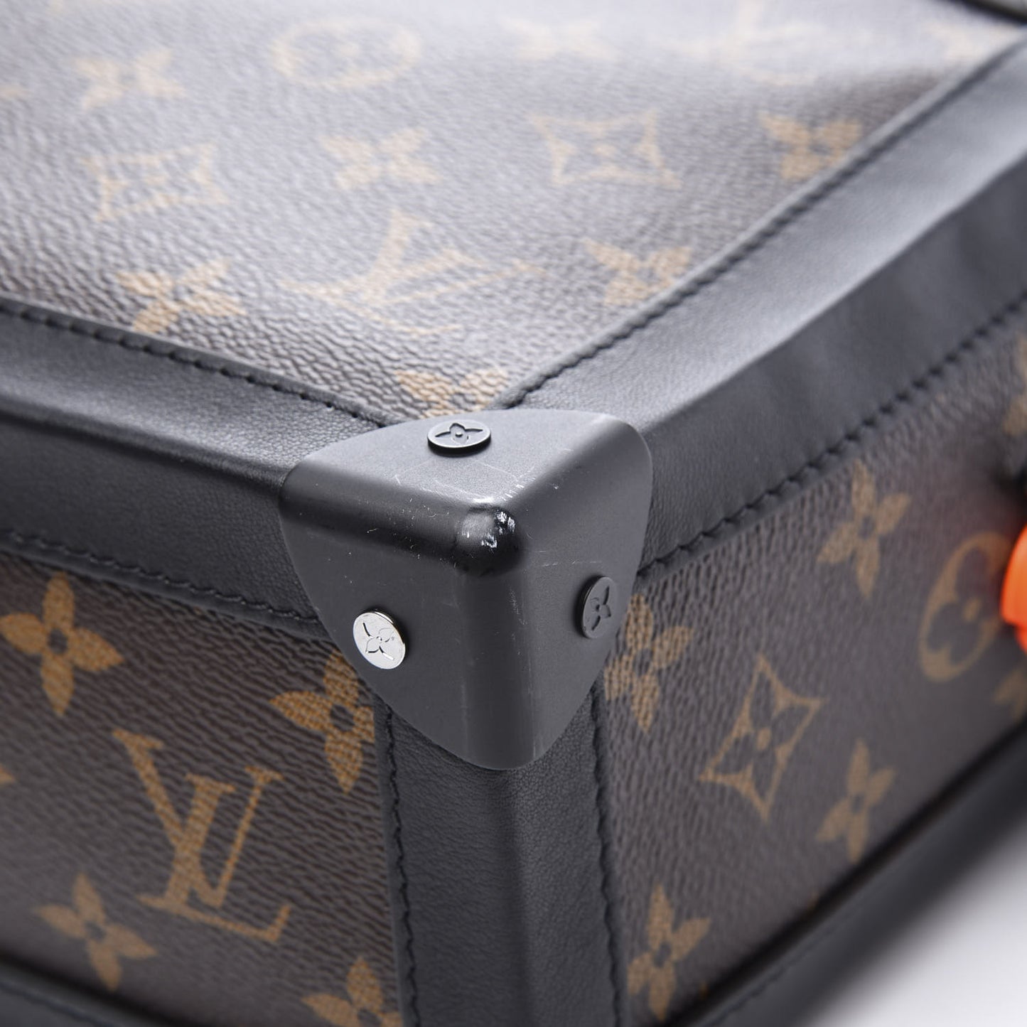 Monogram Solar Ray Soft Trunk