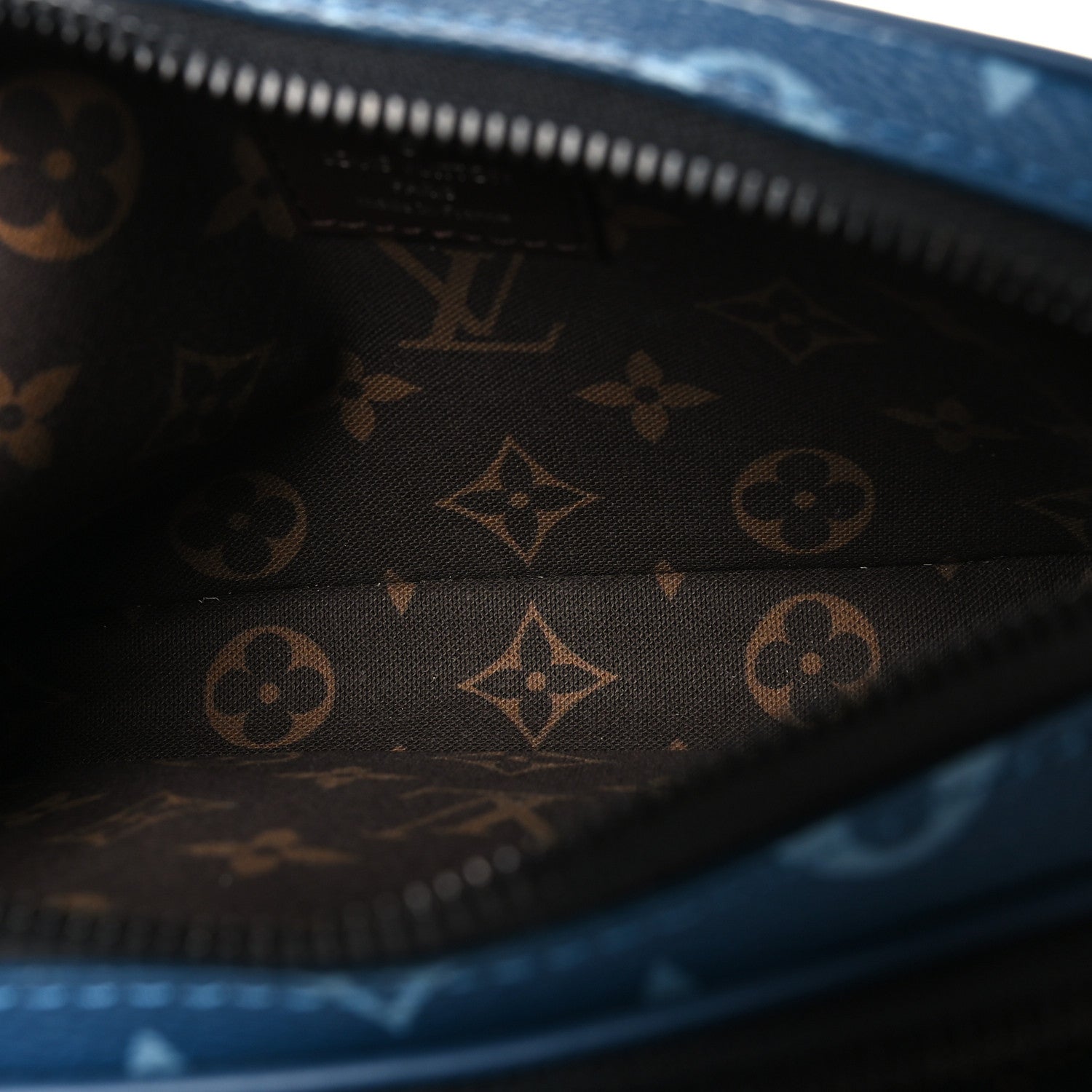 Louis Vuitton Monogram Alpha Wearable Wallet Atlantic Blue 7 of 10