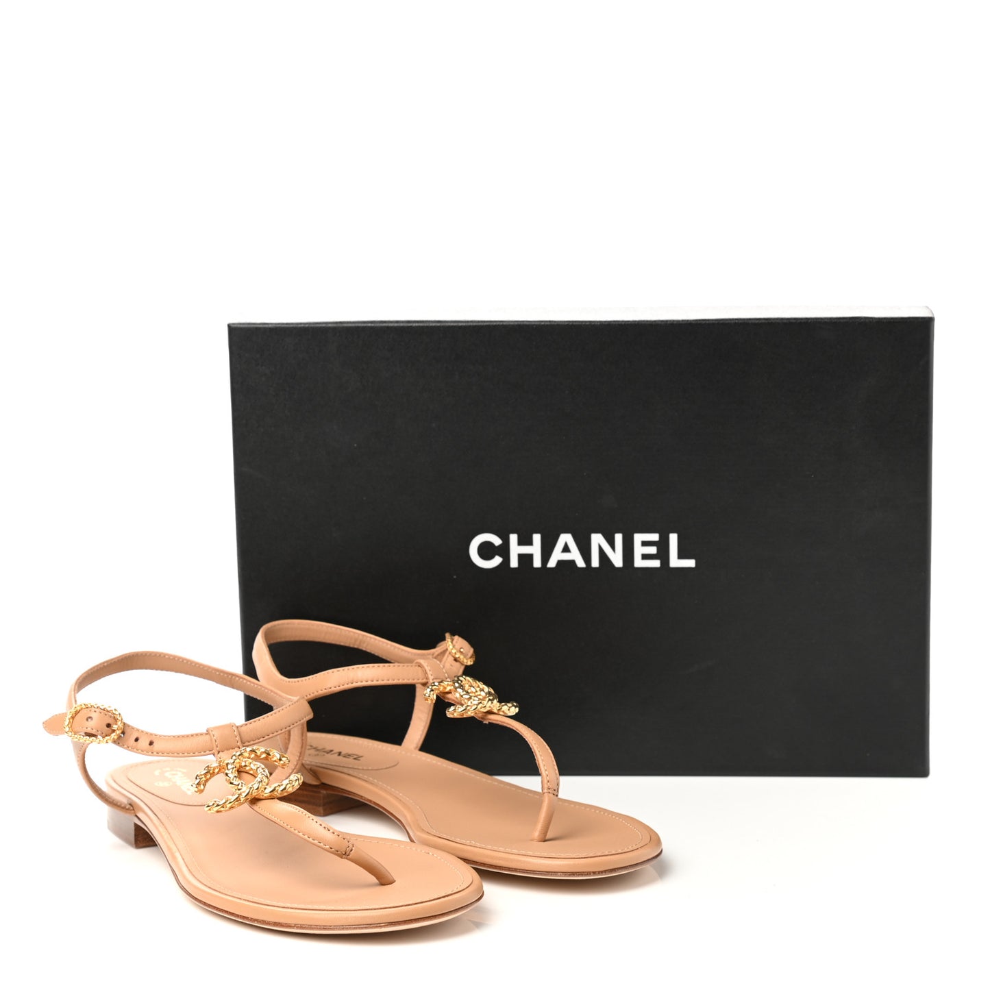 Lambskin Quilted CC Thong Sandals 38 Beige