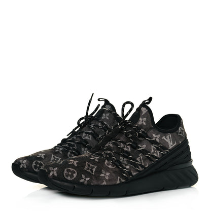 Louis Vuitton Denim Rubber Monogram Tie Dye Mens Fastlane Low Sneakers 8.5 Black 3 of 6