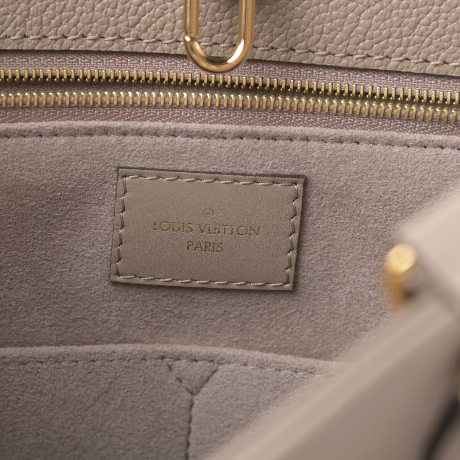 Louis Vuitton Empreinte Monogram Giant Onthego MM Tourterelle 6 of 13