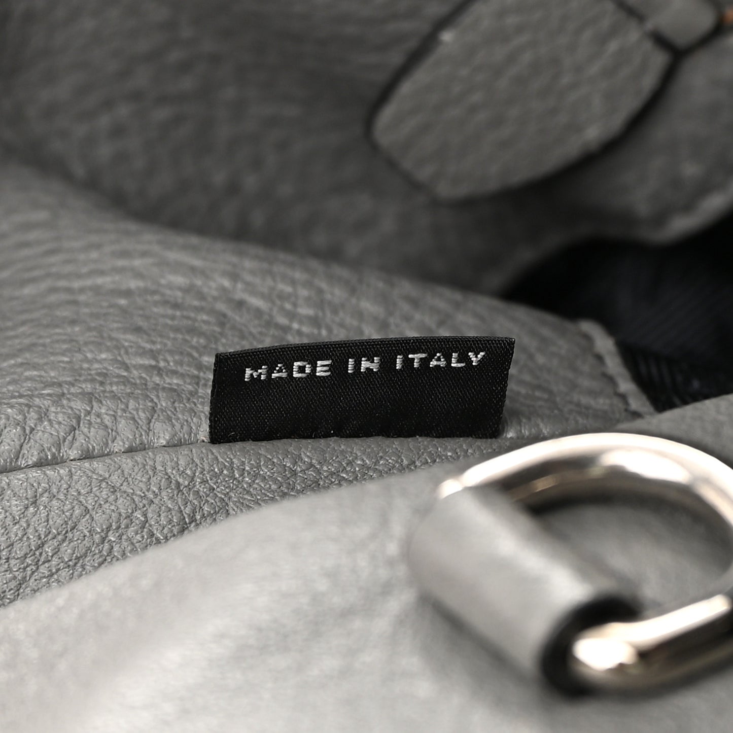 Vitello Daino Side Pocket Tote Marmo