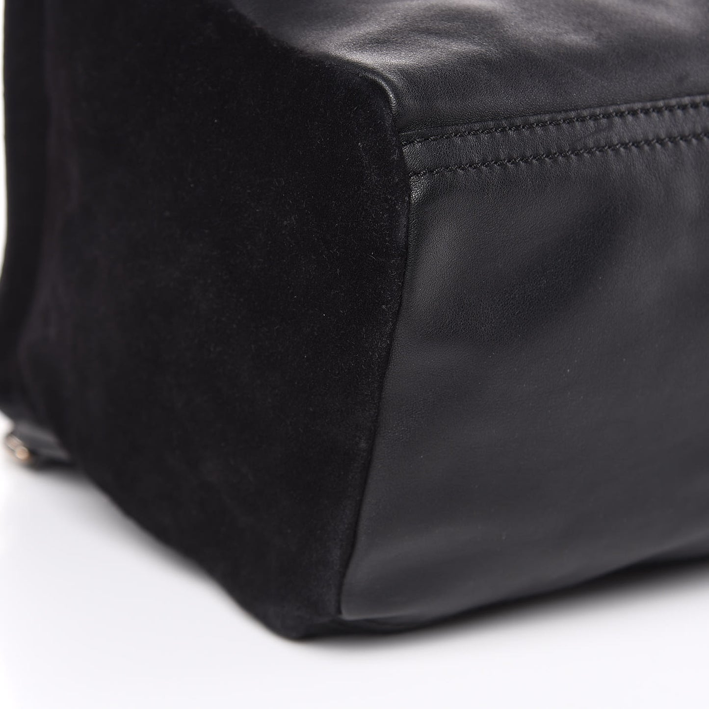 Calfskin Crocodile Embossed Medium Pandora Black