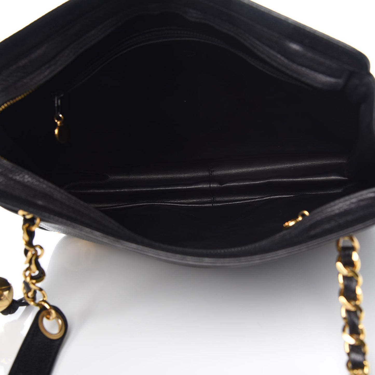 Caviar CC Shoulder Bag Black