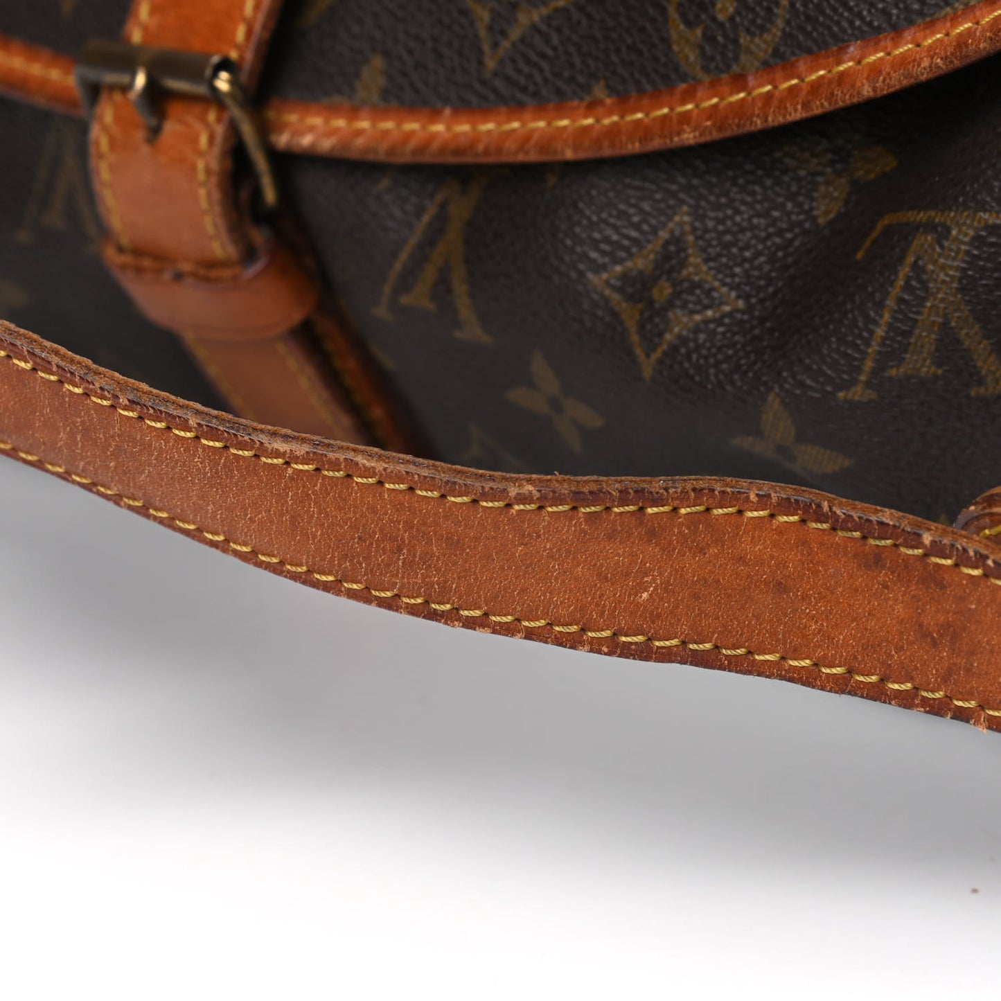 Monogram Saumur 35