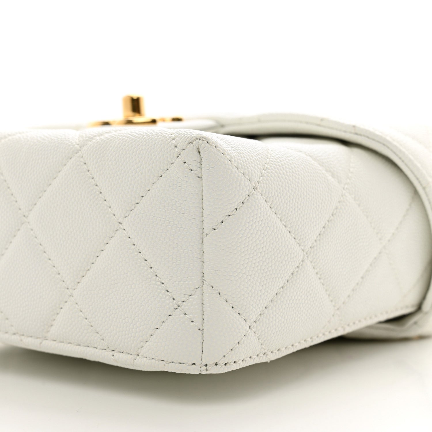 Chanel Caviar Quilted Handy Box Vanity Case White 10 of 11