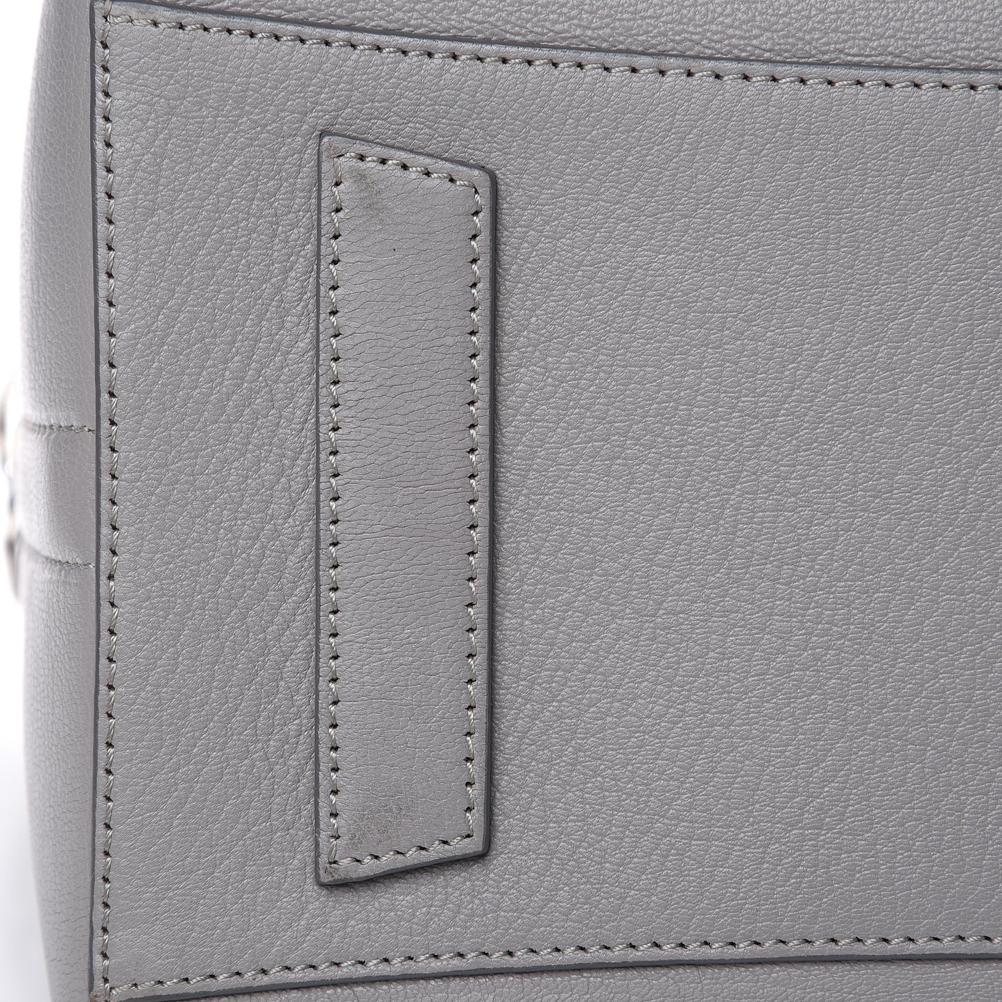Sugar Goatskin Medium Antigona Pearl Grey