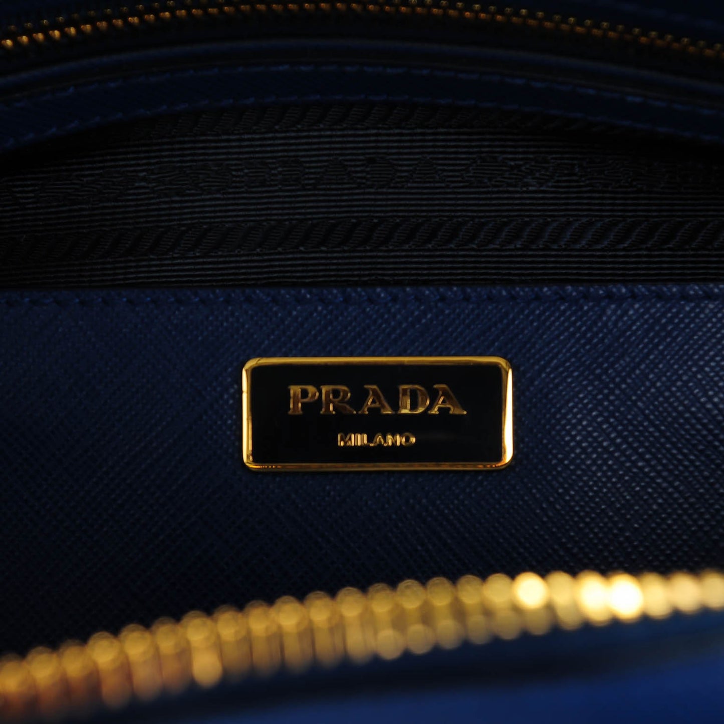 Saffiano Lux Large Promenade Tote Bluette