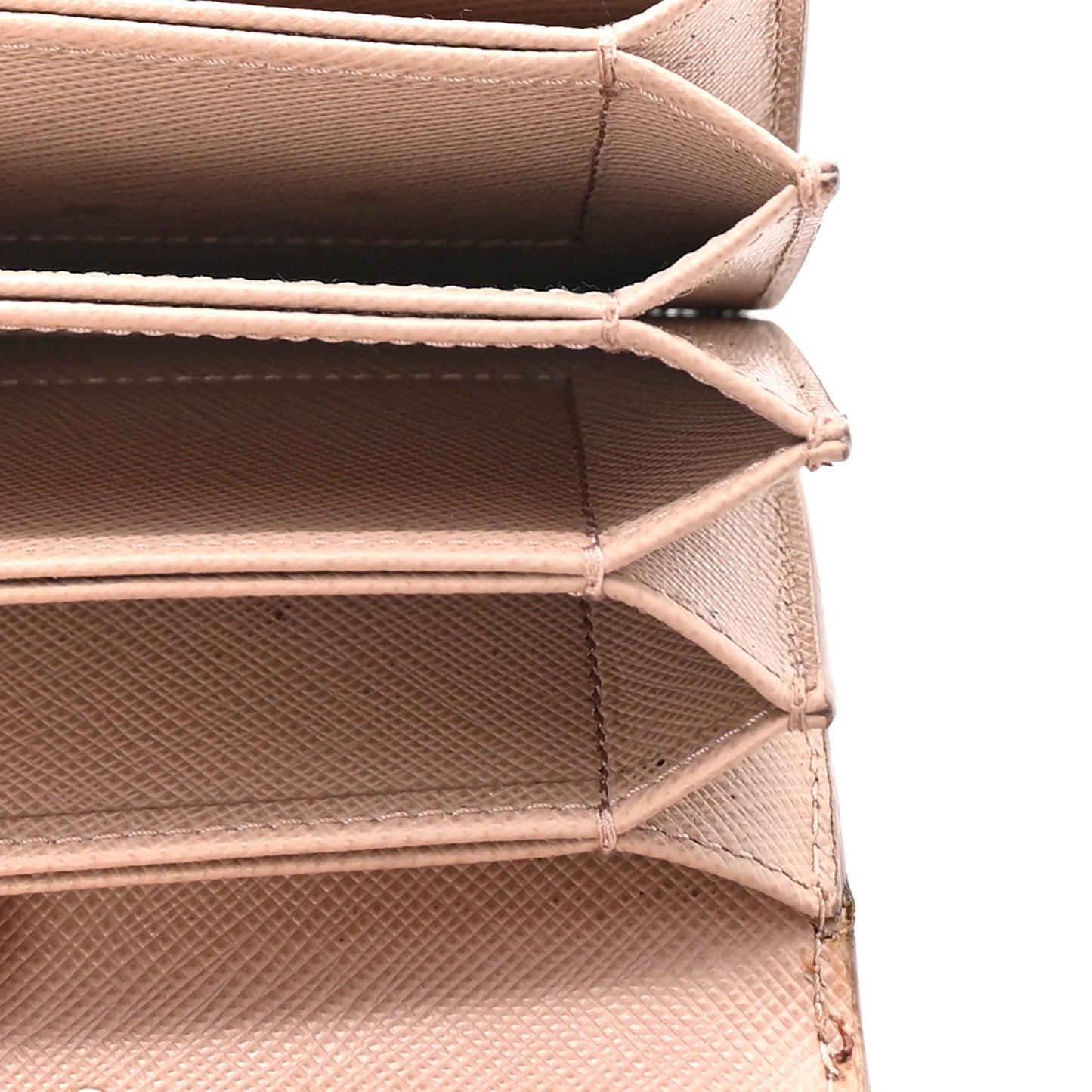 Saffiano Metal Small Tri-Fold Wallet Cammeo
