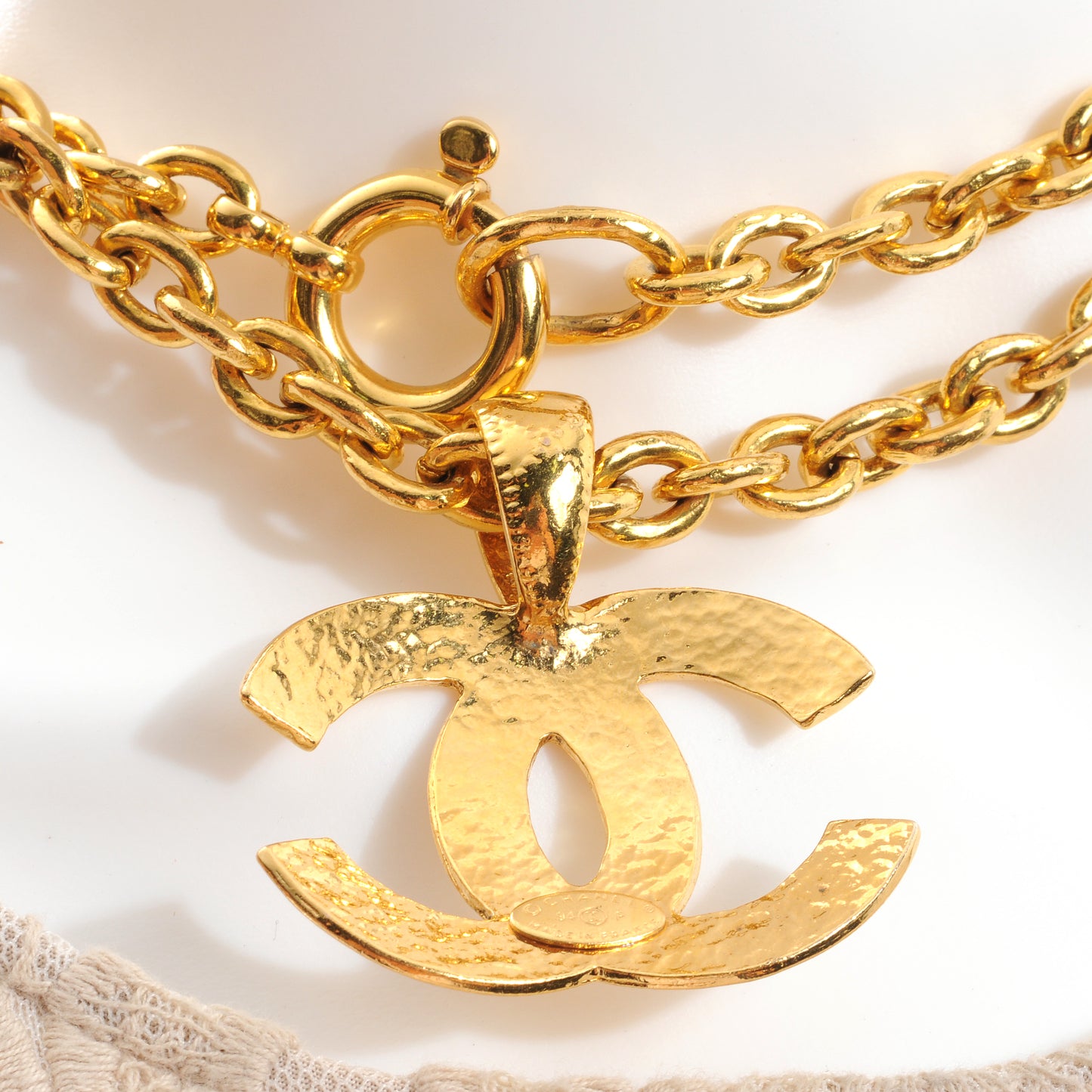 Quilted CC Long Chain Necklace Gold