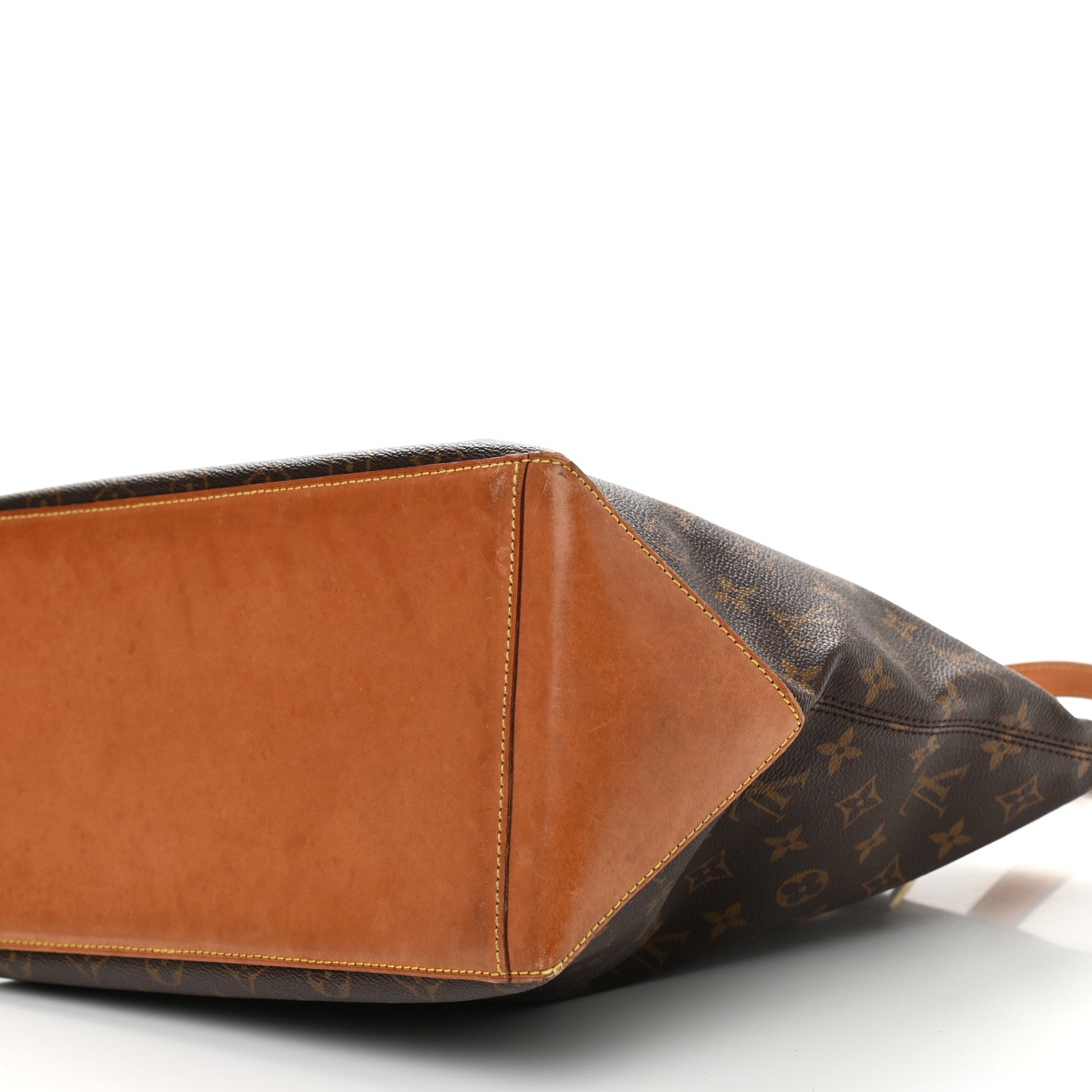 Louis Vuitton Monogram Cabas Mezzo 6 of 8