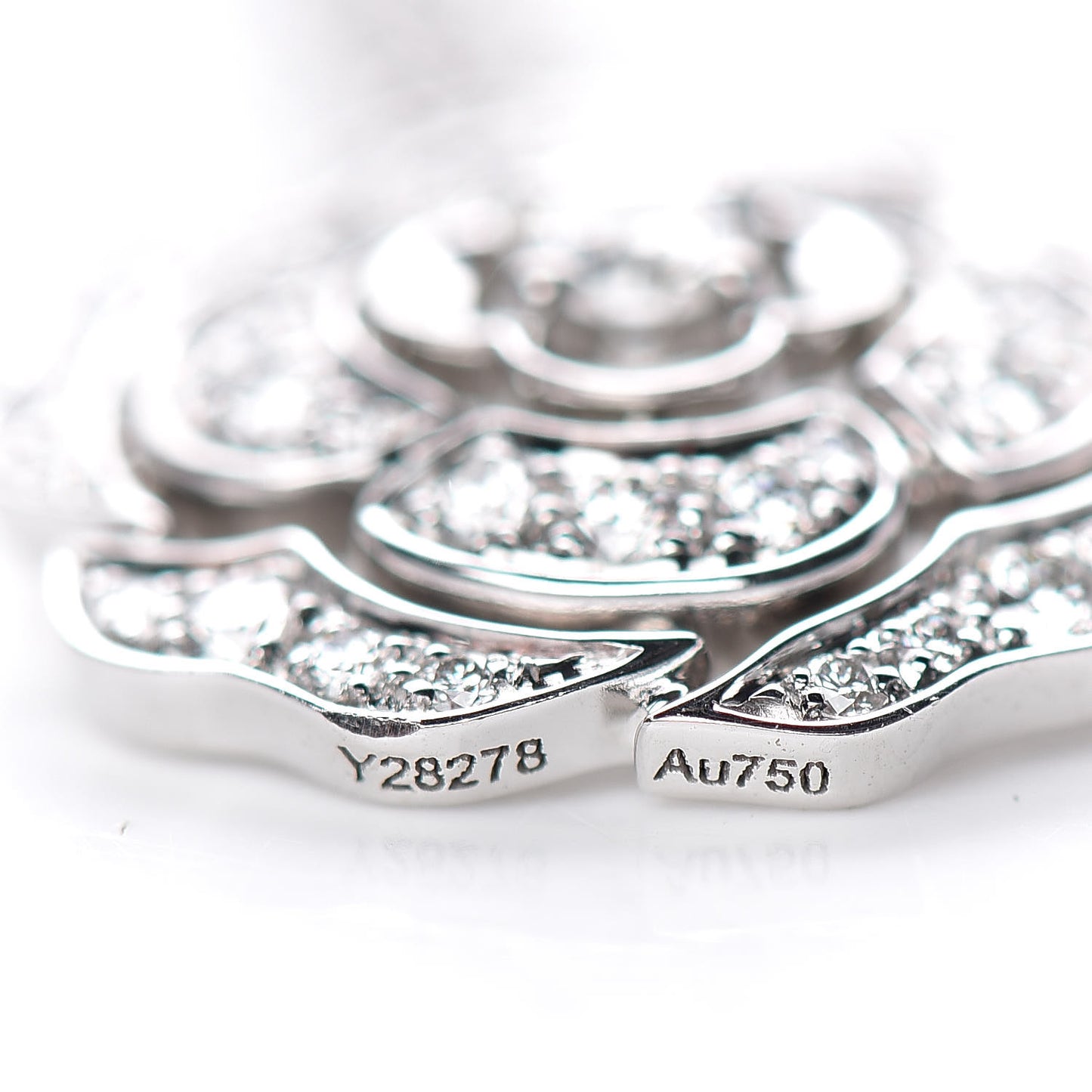 18K White Gold Diamond Bouton de Camelia Pendant Necklace