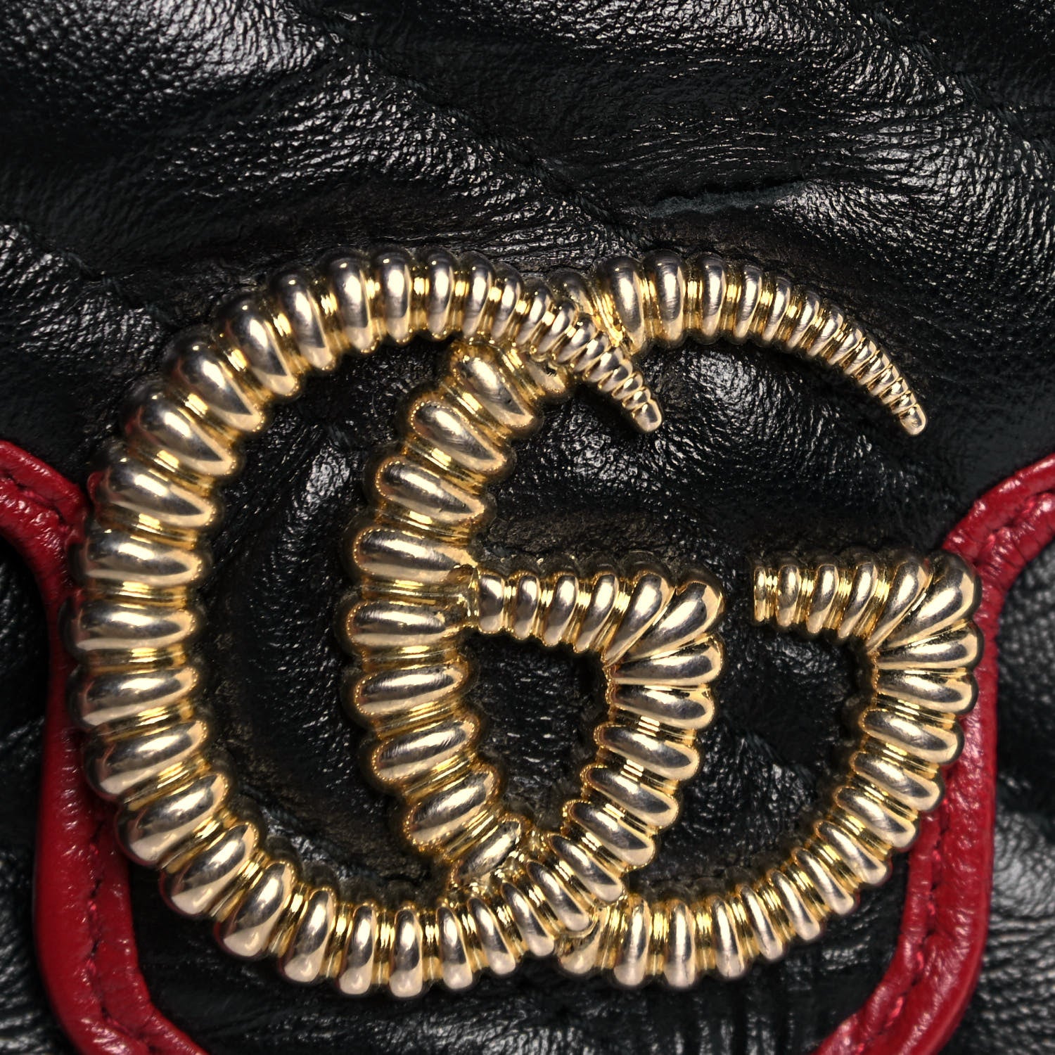 Gucci Vintage Effect Calfskin Matelasse Diagonal Torchon GG Marmont Chain Wallet Black Romantic Cherry 25 of 28