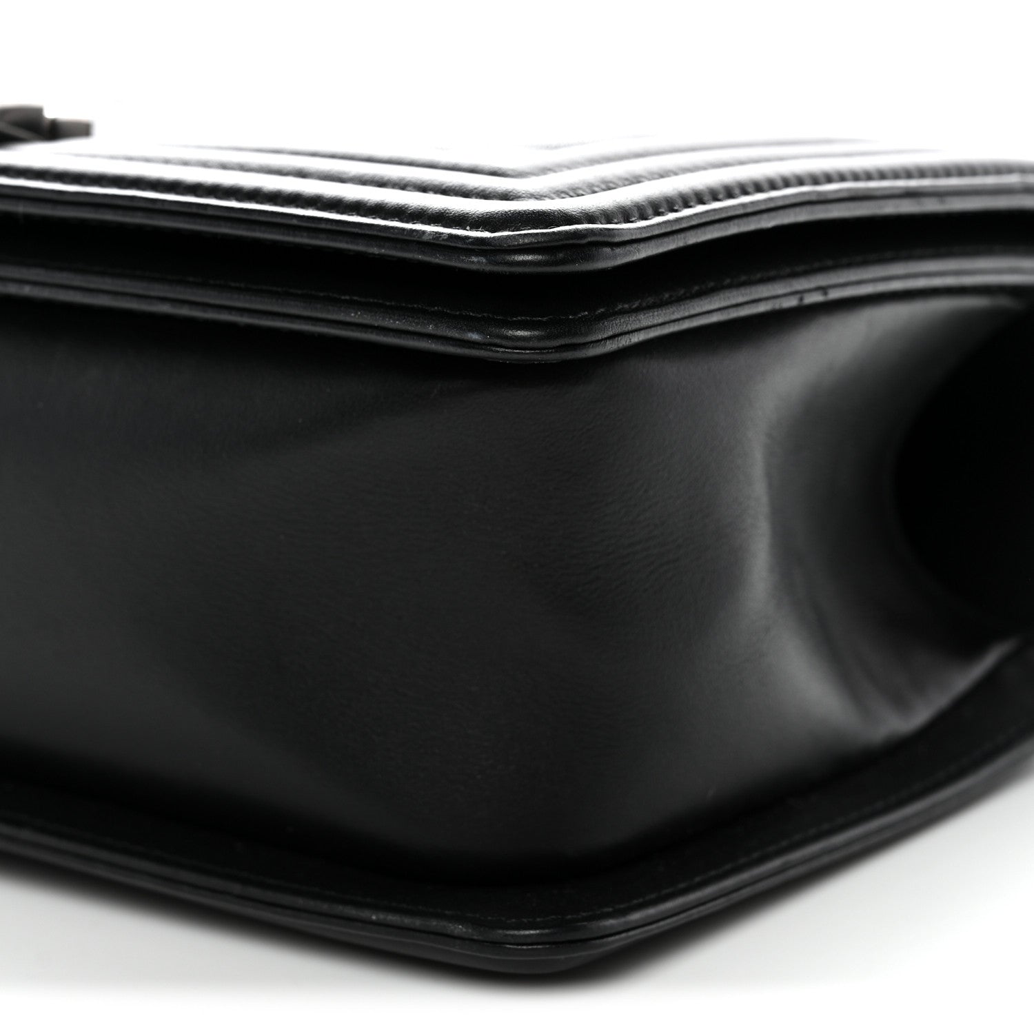 Chanel Calfskin Chevron Quilted Medium Boy Flap Black 10 of 11