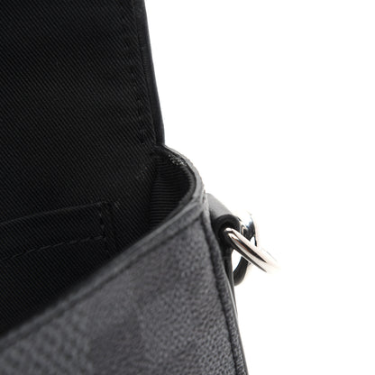 Louis Vuitton Damier Graphite 3D Studio Messenger 9 of 9