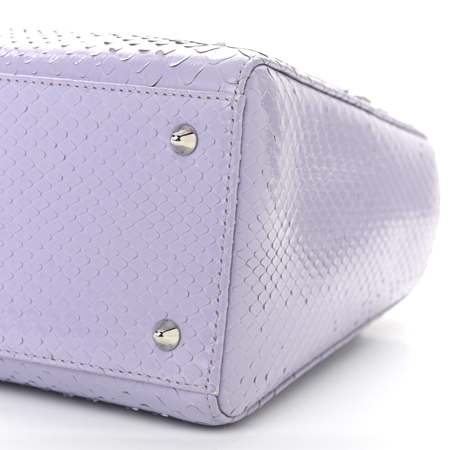 Christian Dior Snakeskin Medium Lady Dior Lilas 1760194 – FASHIONPHILE Christian Dior Snakeskin Medium Lady Dior Lilas 1760194 – FASHIONPHILE