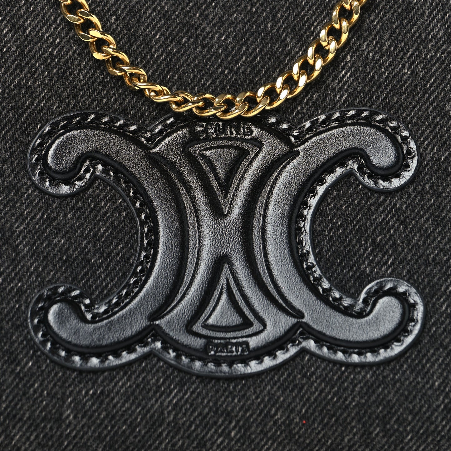 Denim Cuir Triomphe Clutch On Chain Dark Grey