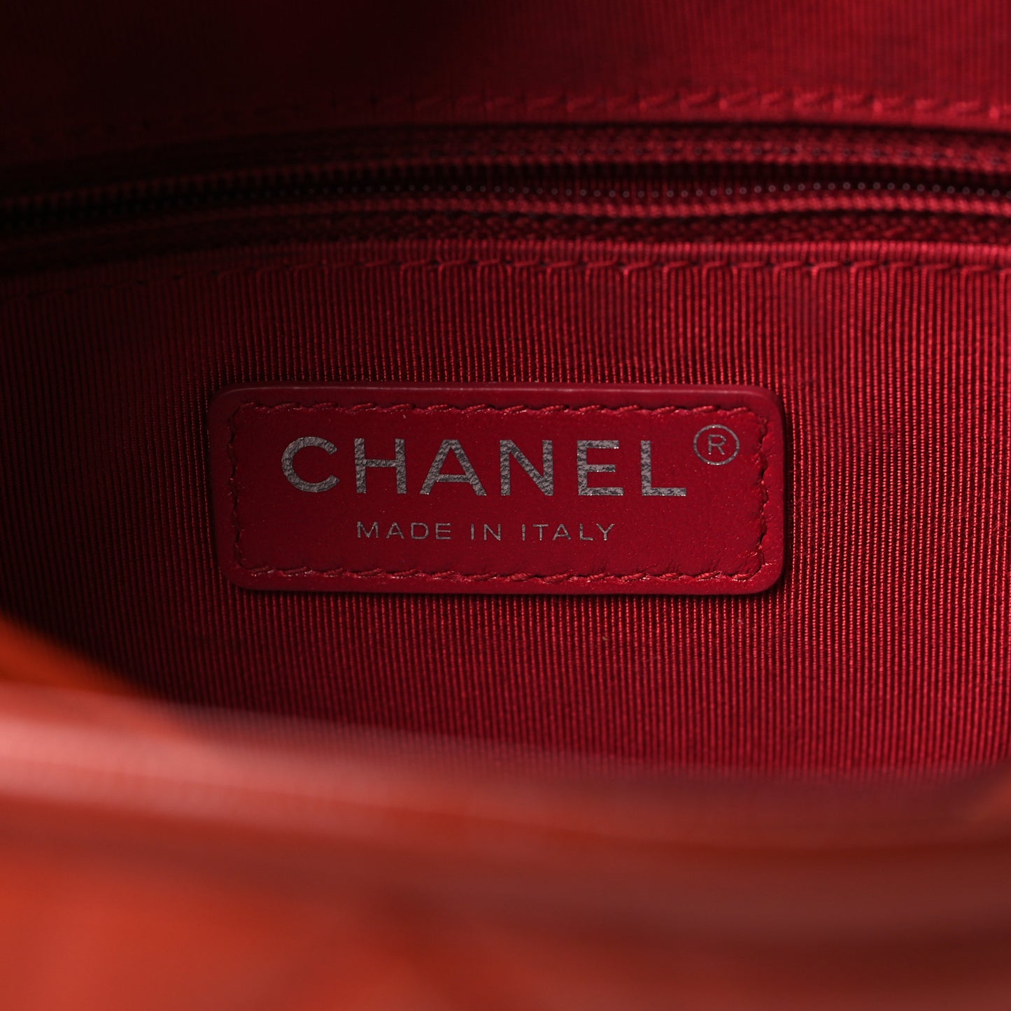 Aged Calfskin Quilted Small Gabrielle Hobo Red