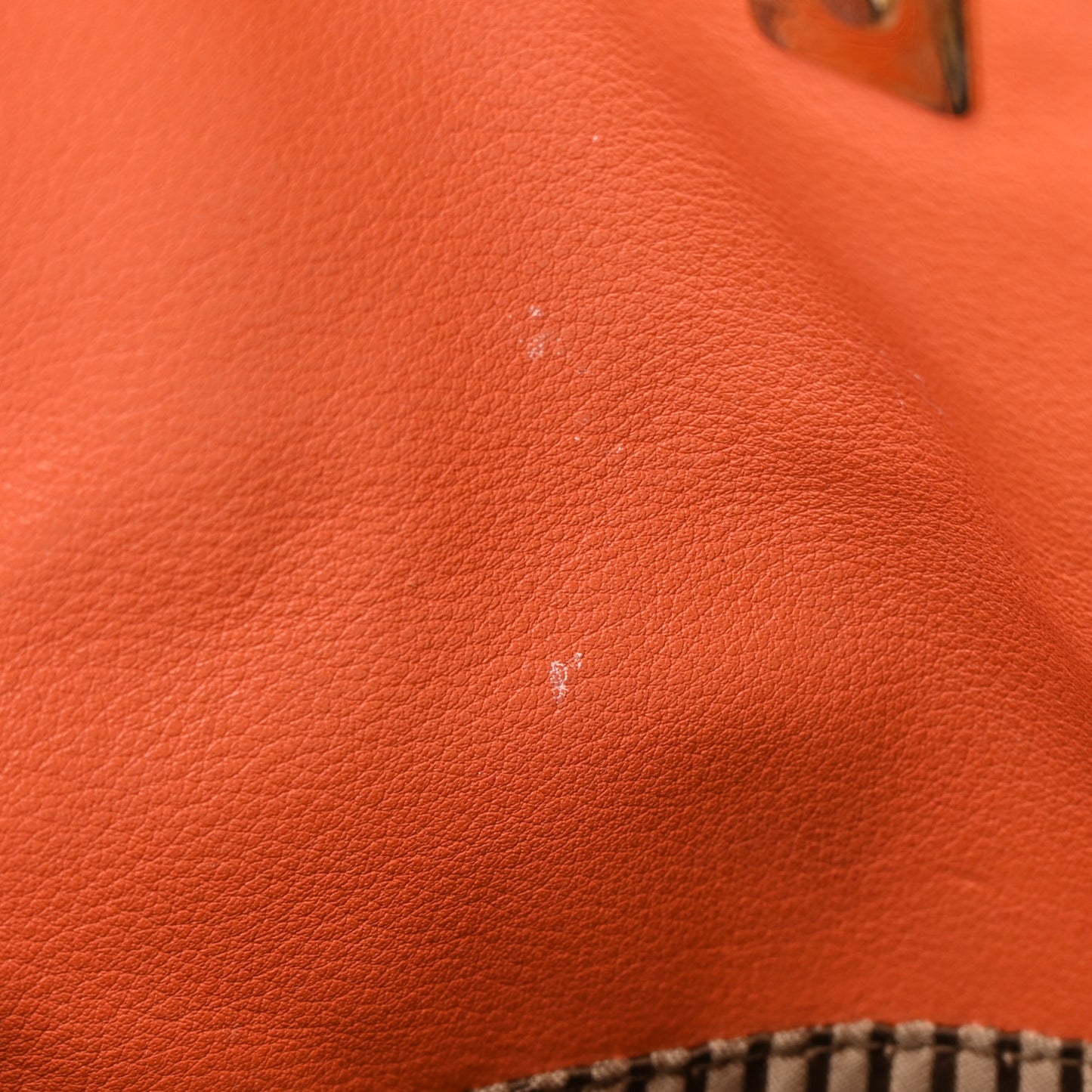 Vitello Flamingo Fendista Pouchette Crossbody Arancio