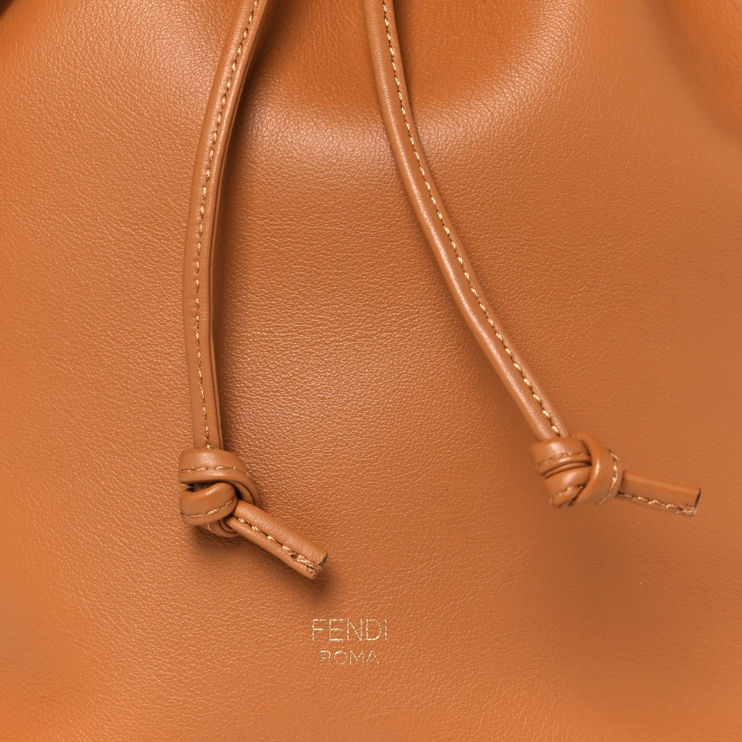 Vitello Grace Matte F is Fendi Grande Mon Tresor Bucket Bag Nocciola