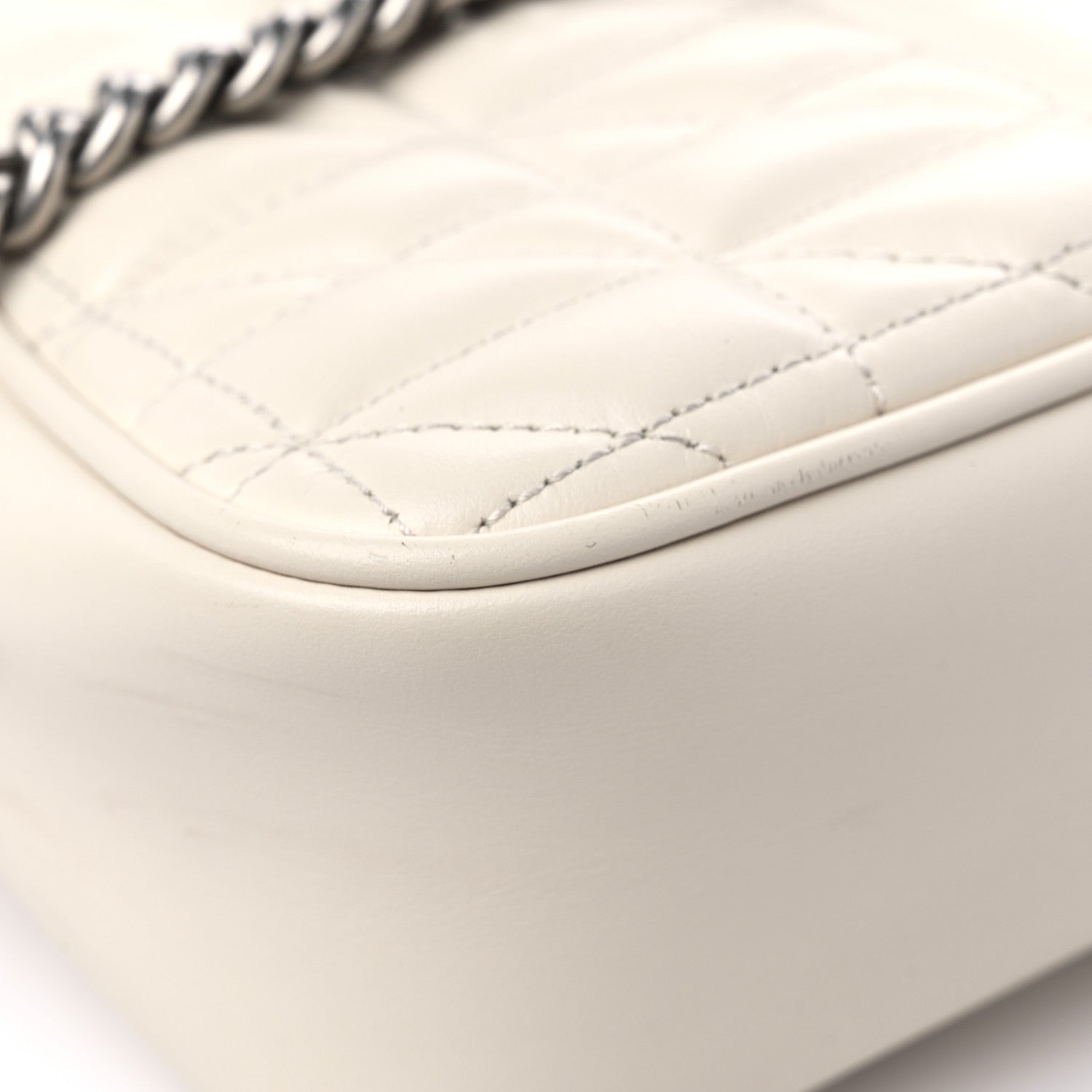 Gucci Calfskin Matelasse Aria Small GG Marmont Chain Shoulder Bag Mystic White 11 of 18